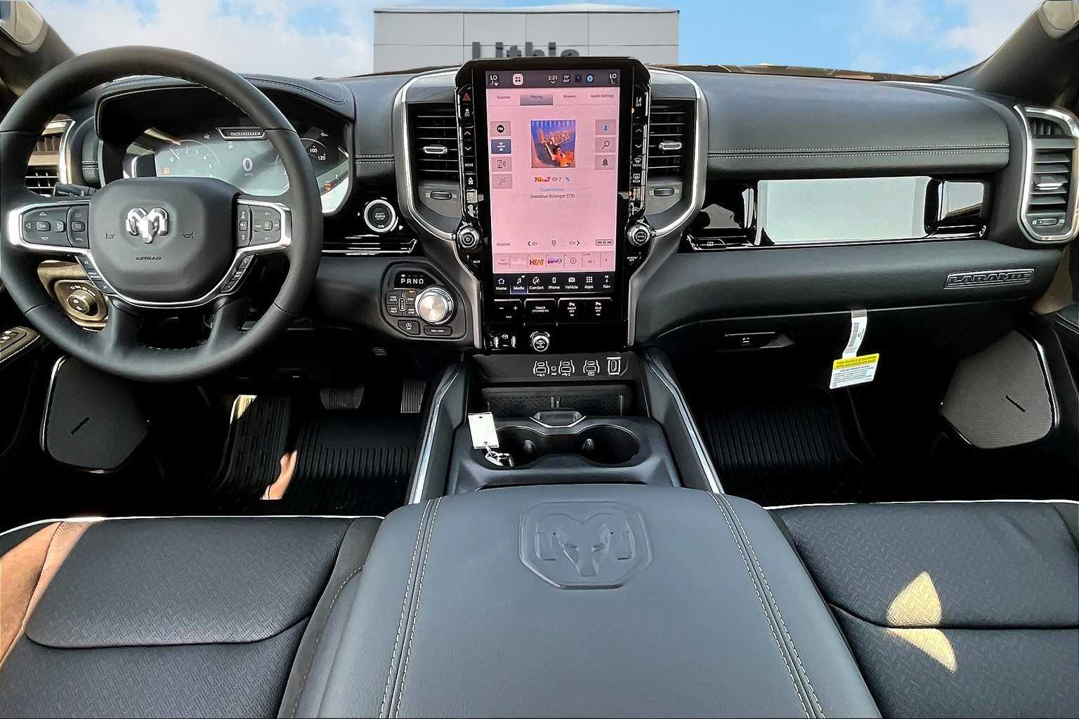 Thumbnail: 2026 RAM 1500 - 10