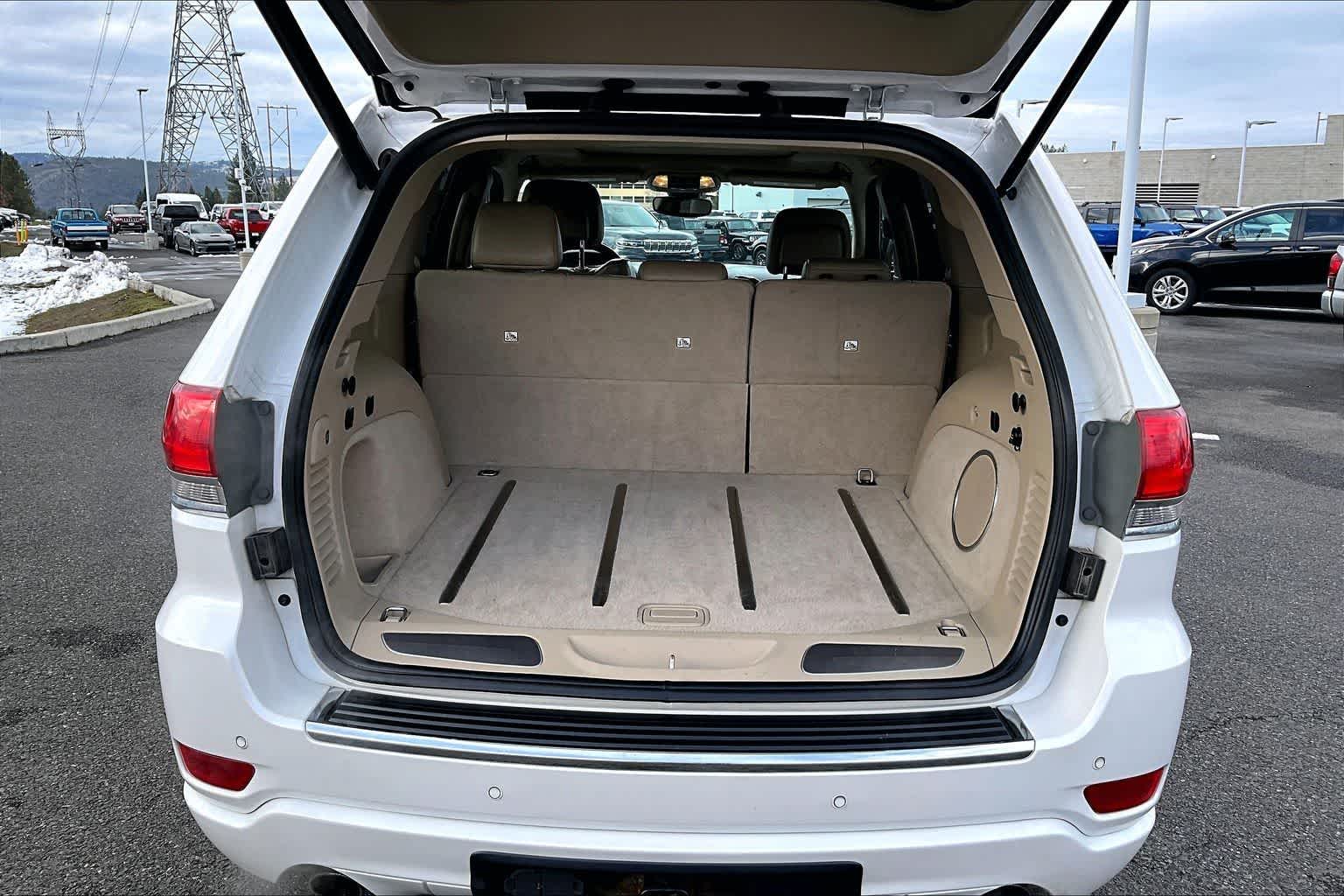 Thumbnail: 2017 Jeep Grand Cherokee - 19