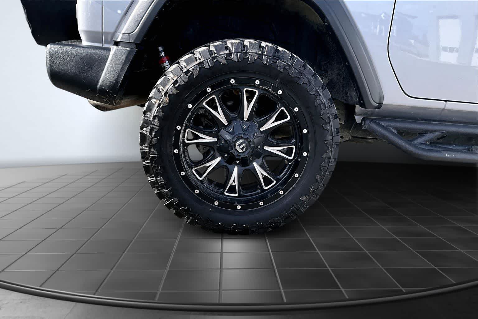 Thumbnail: 2021 Jeep Wrangler - 35