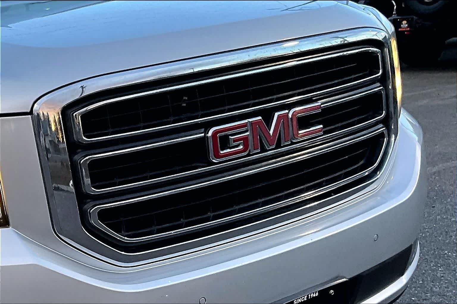 Thumbnail: 2018 GMC Yukon XL - 33