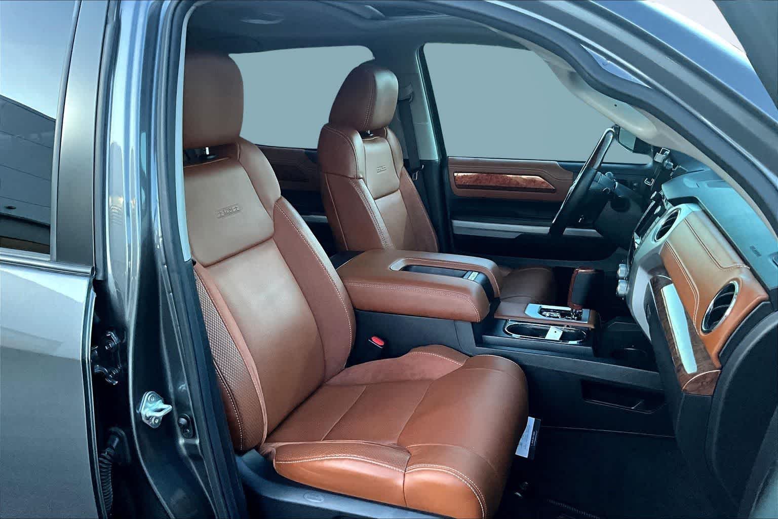 Thumbnail: 2021 Toyota Tundra - 14