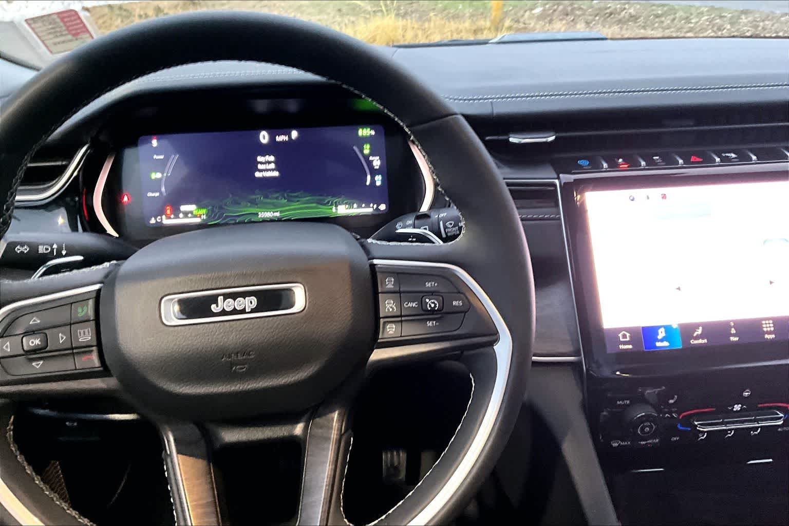 Thumbnail: 2022 Jeep Grand Cherokee - 26