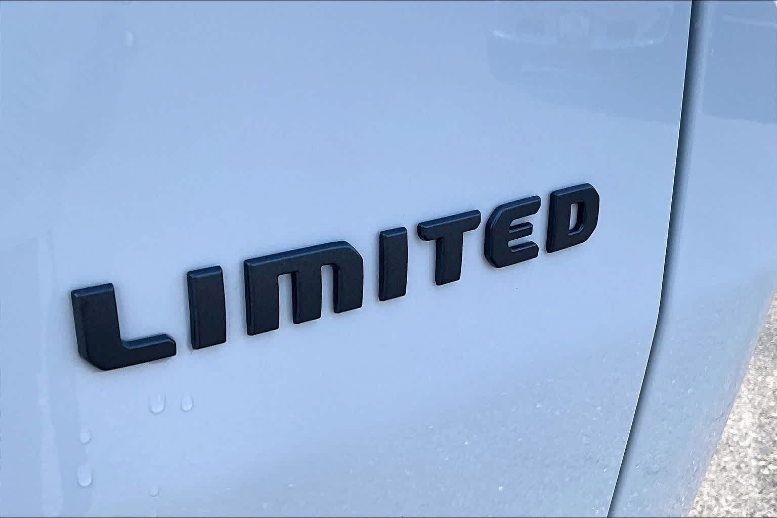 Thumbnail: 2026 Jeep Cherokee - 6