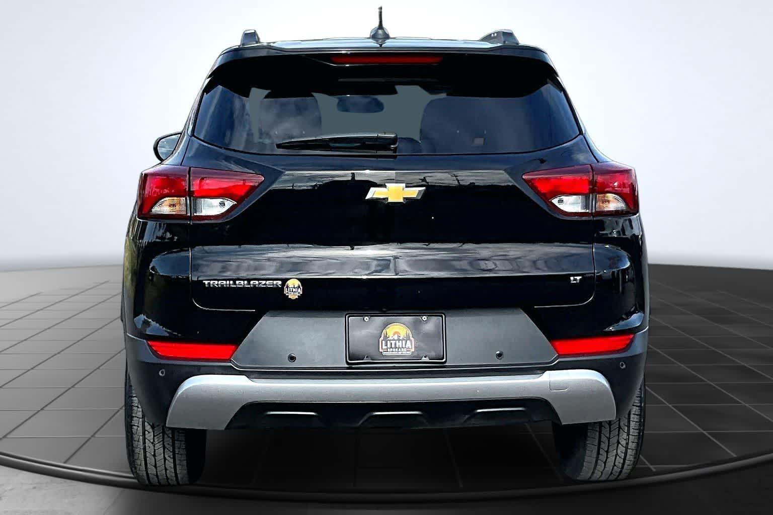 Thumbnail: 2023 Chevrolet TrailBlazer - 4