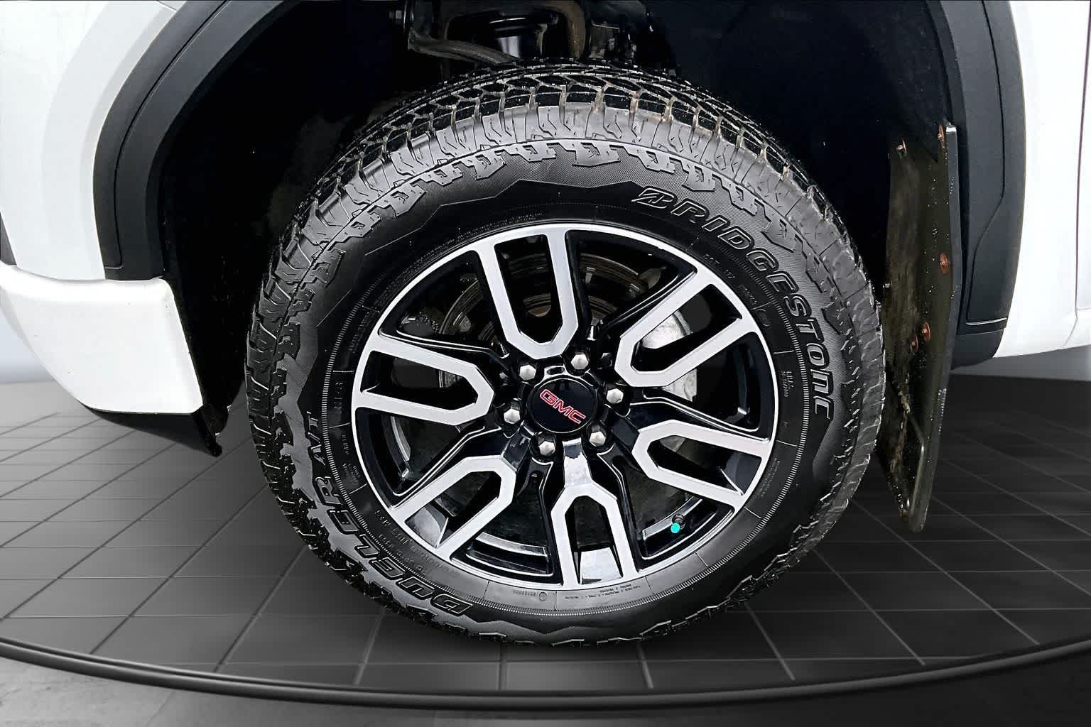 Thumbnail: 2022 GMC Sierra 1500 - 8