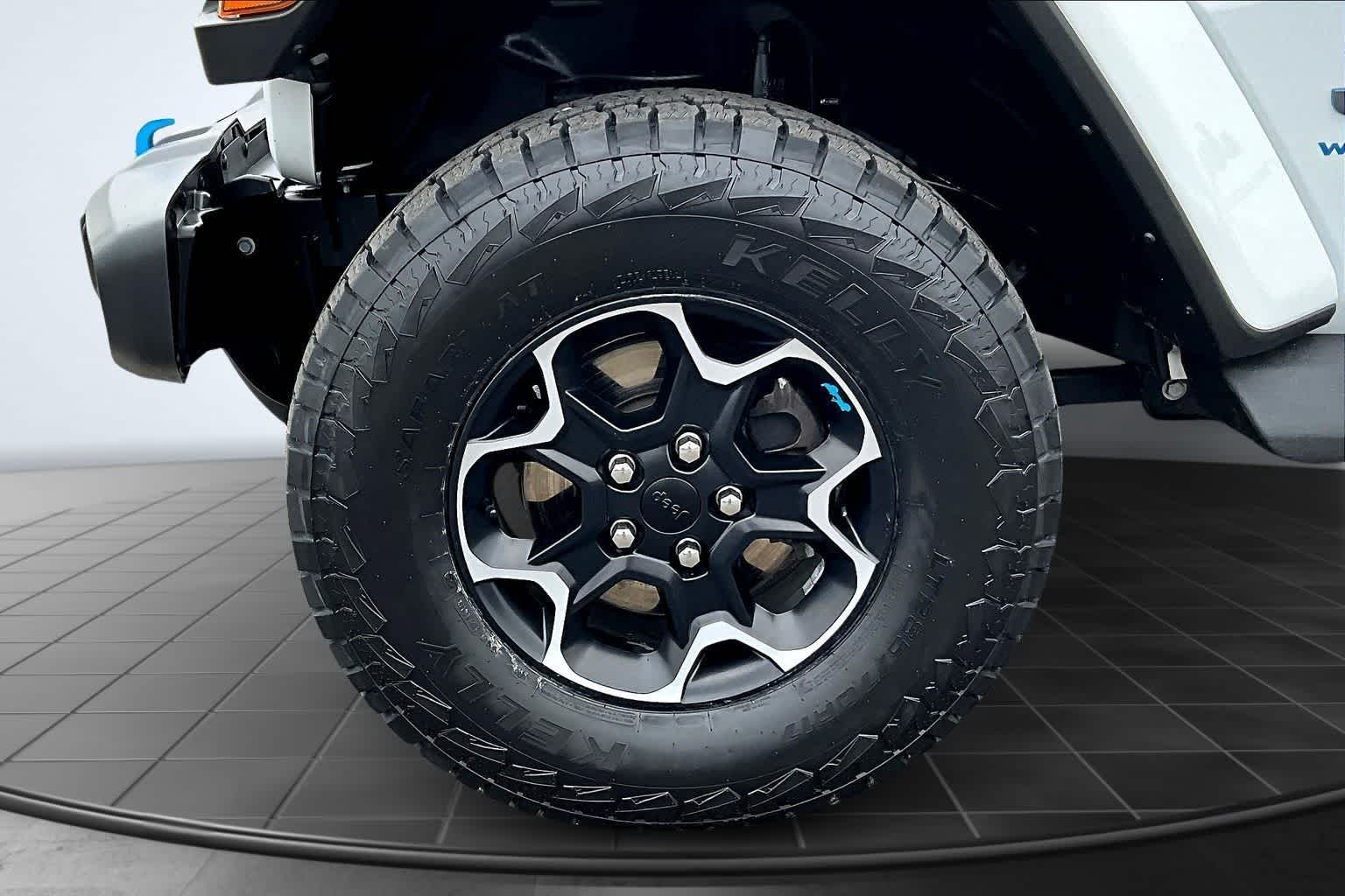 Thumbnail: 2023 Jeep Wrangler - 8
