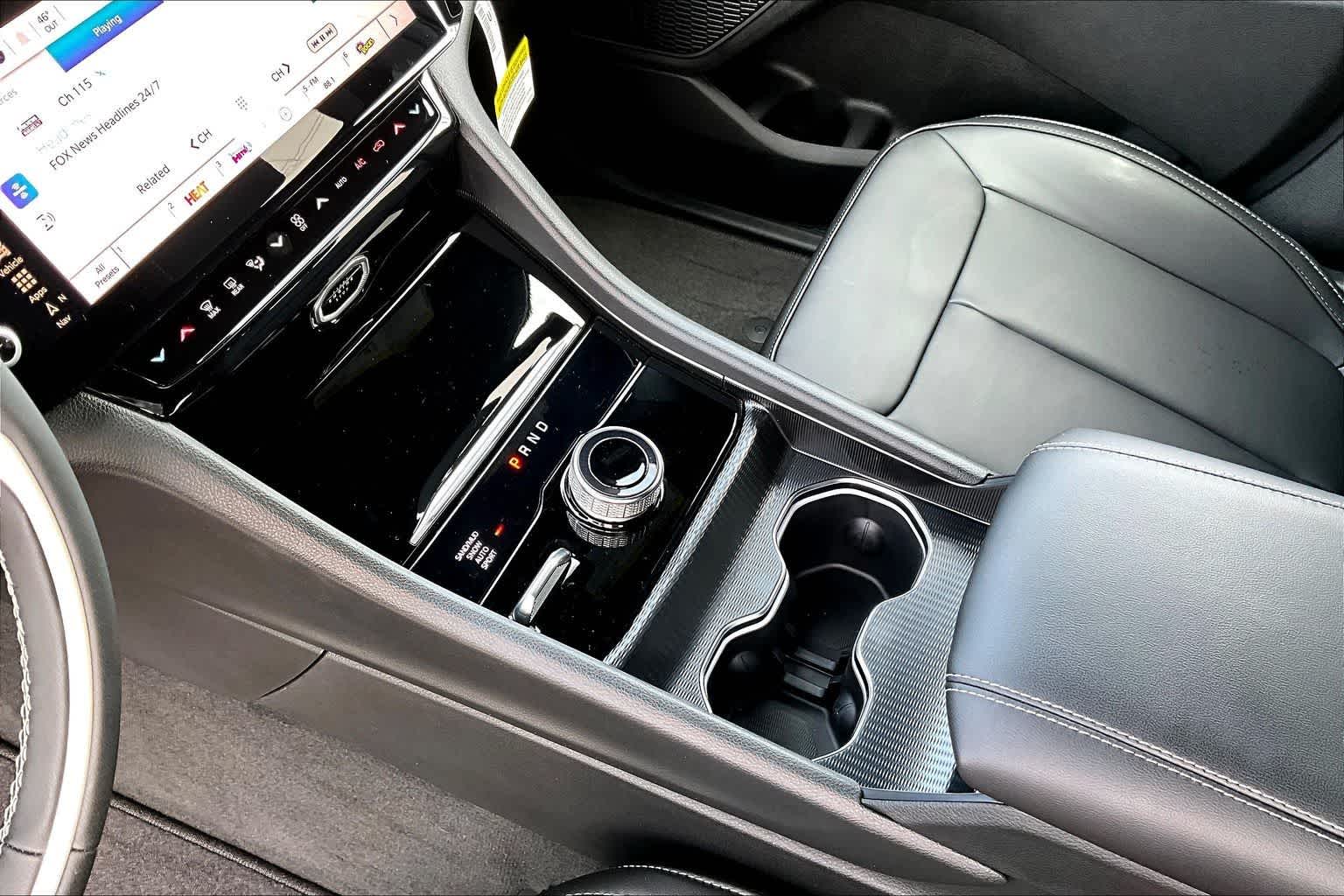 Thumbnail: 2026 Jeep Grand Cherokee - 17