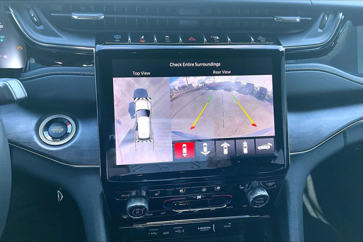 Thumbnail: 2023 Jeep Grand Cherokee - 27