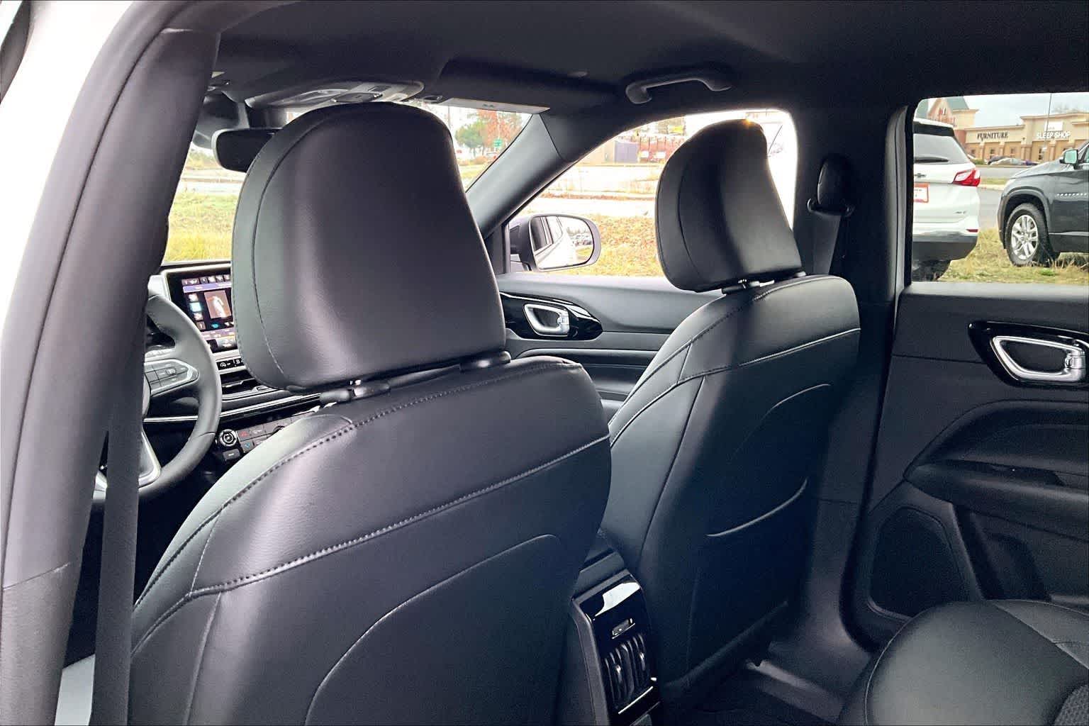 Thumbnail: 2026 Jeep Compass - 12