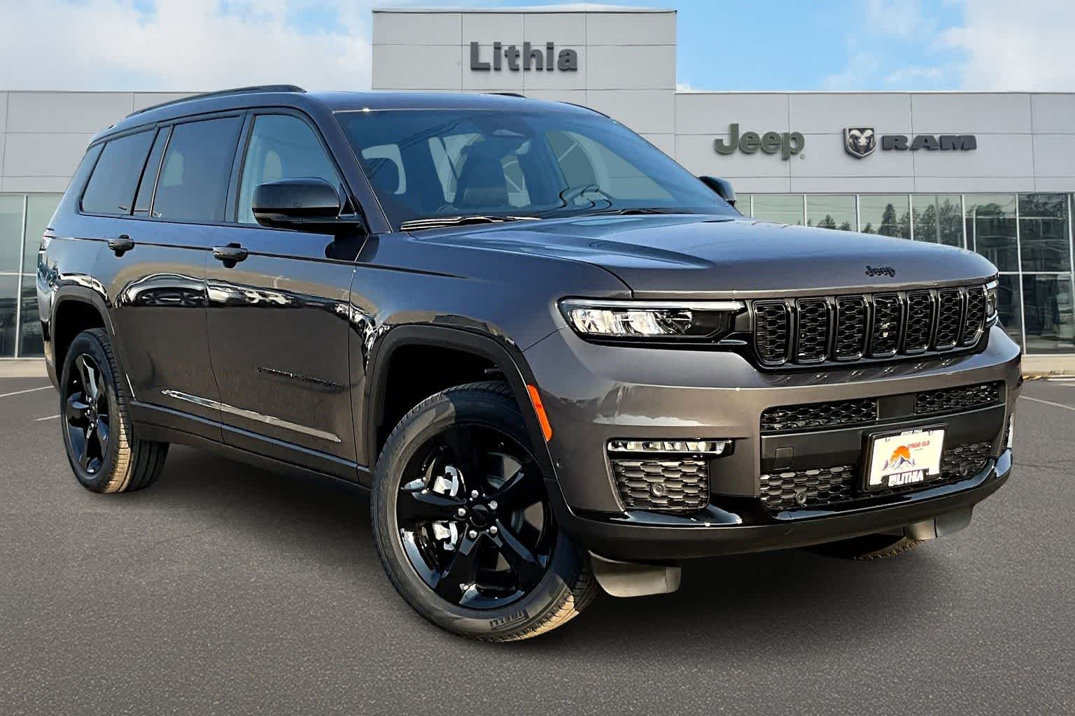 Thumbnail: 2025 Jeep Grand Cherokee L - 22