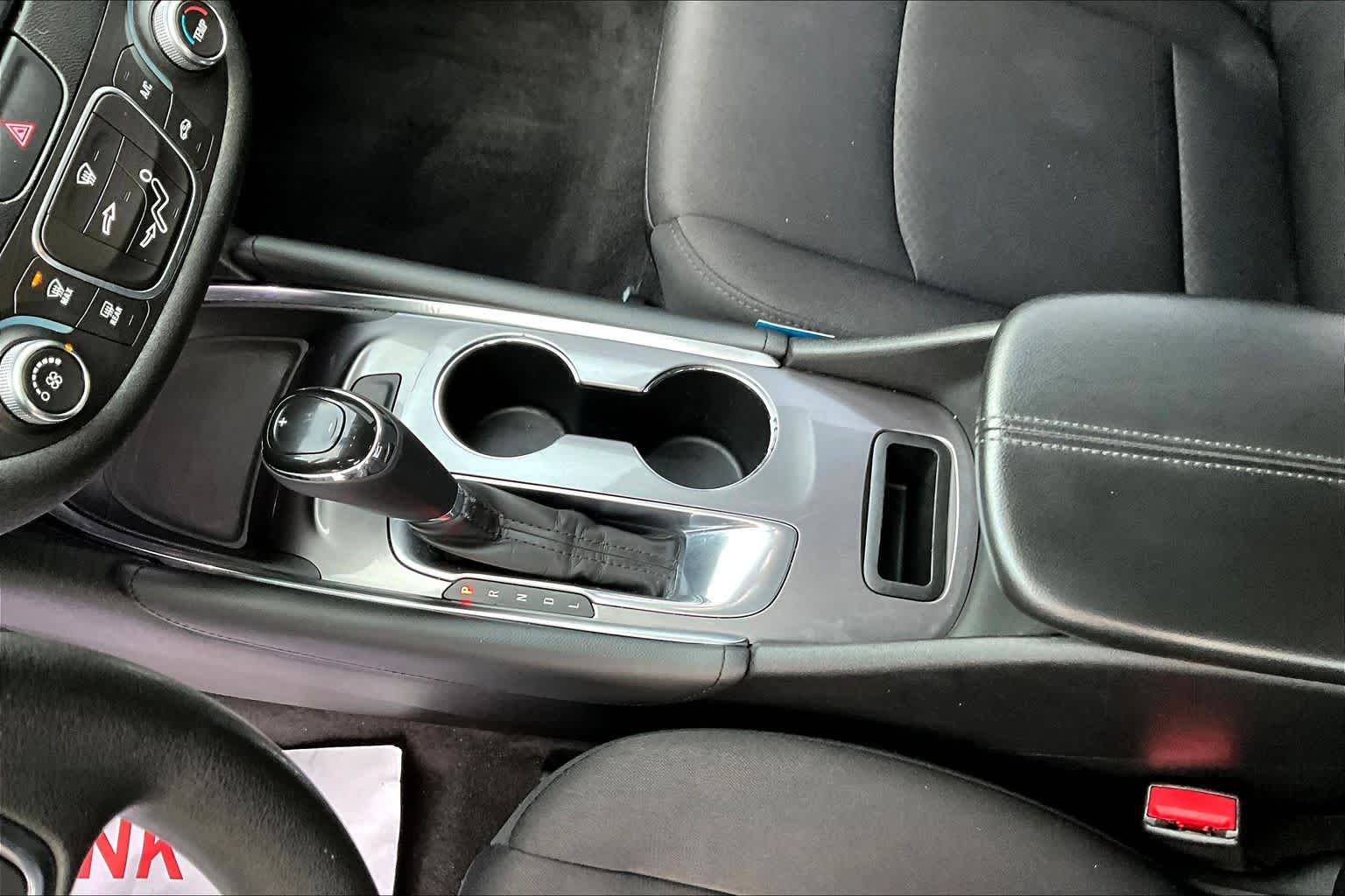 Thumbnail: 2018 Chevrolet Malibu - 17