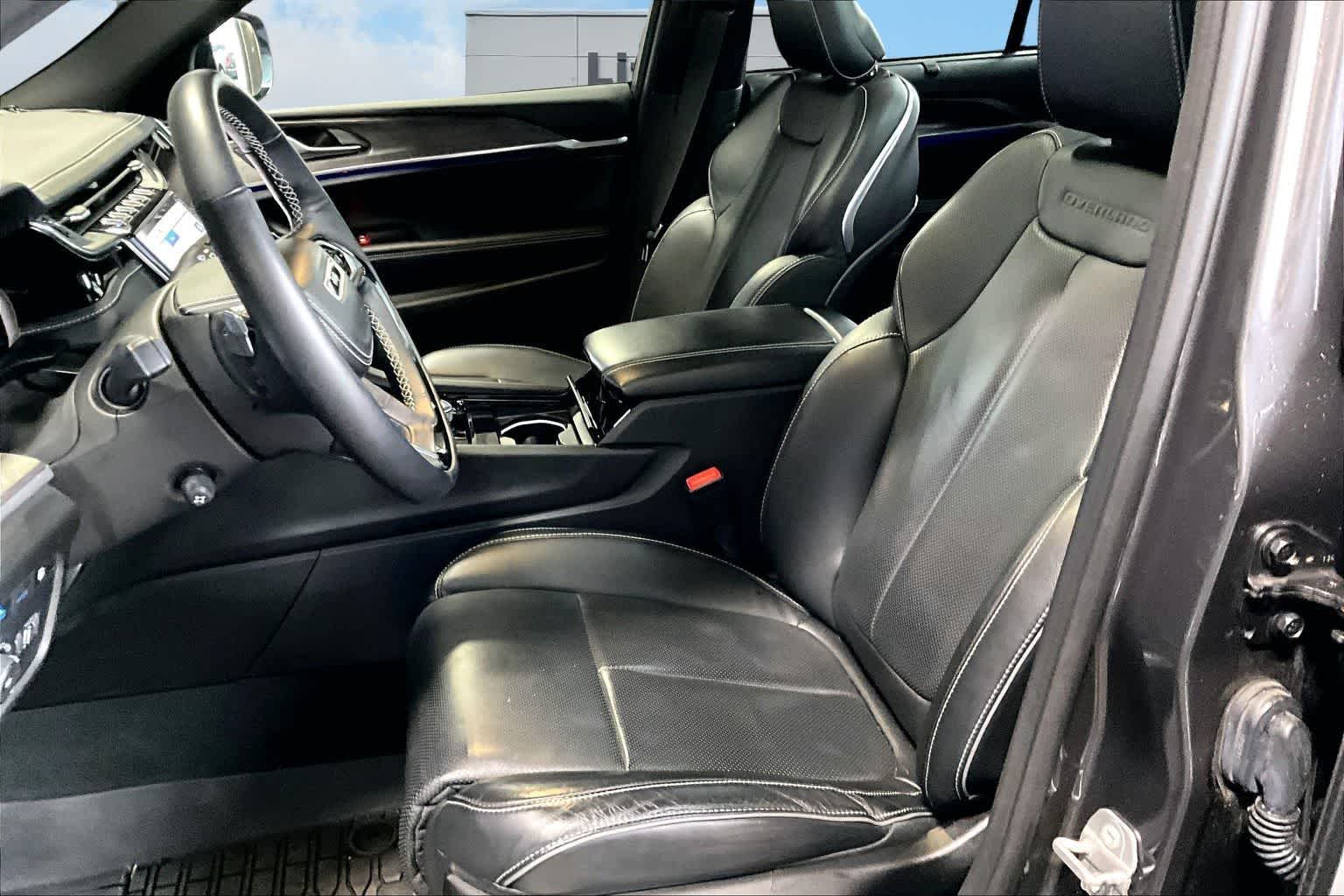 Thumbnail: 2022 Jeep Grand Cherokee - 11