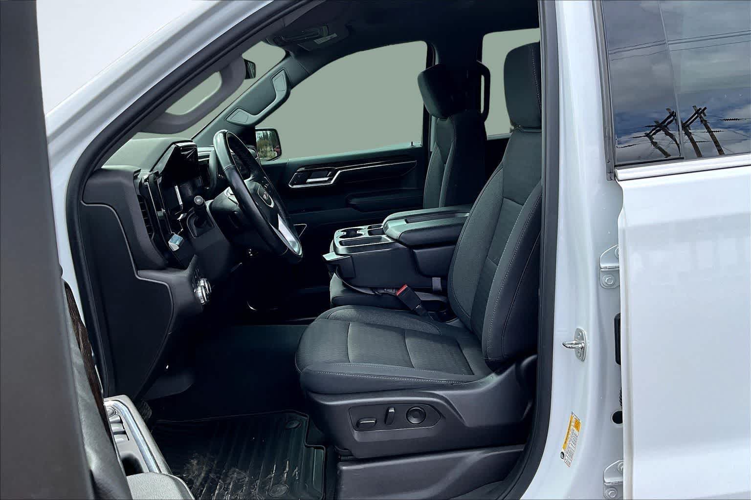 Thumbnail: 2023 GMC Sierra 1500 - 11