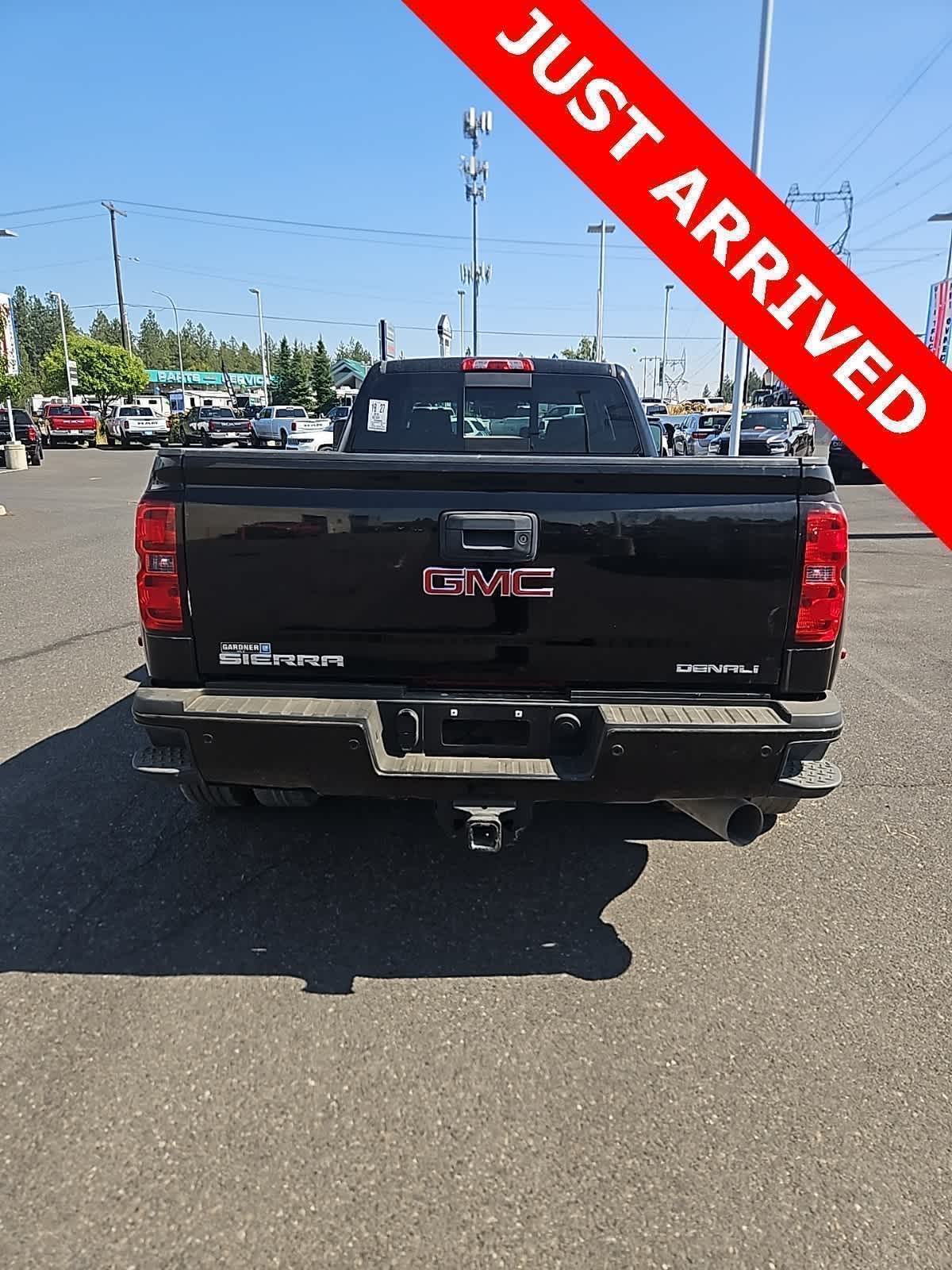 Thumbnail: 2015 GMC Sierra 3500 - 5