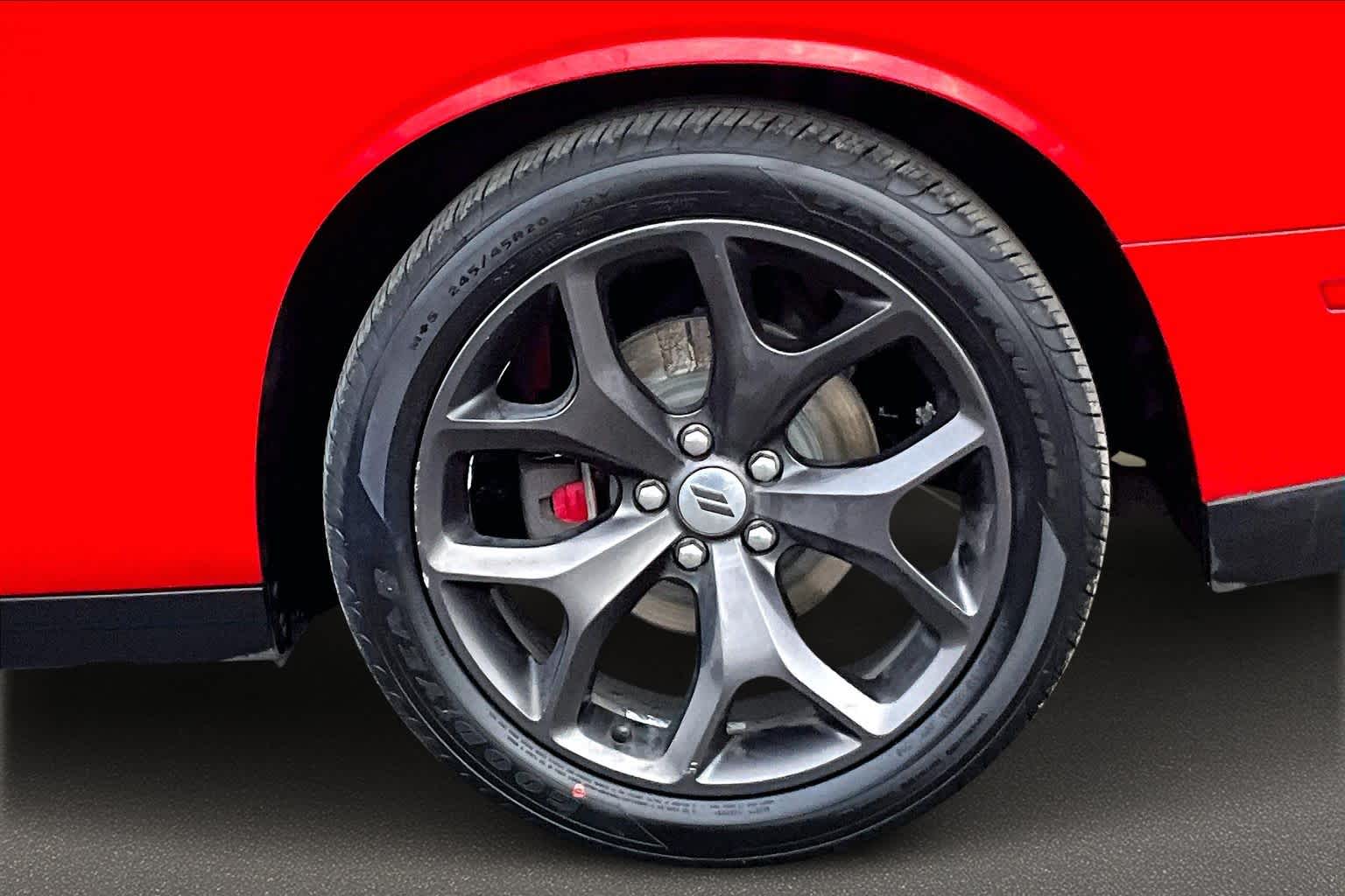 Thumbnail: 2018 Dodge Challenger - 35