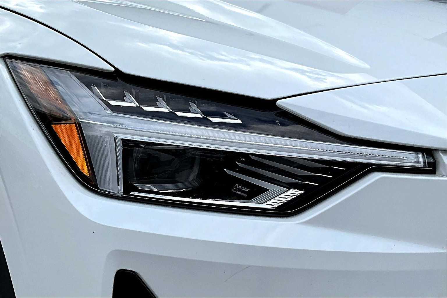 Thumbnail: 2022 Polestar 2 - 27