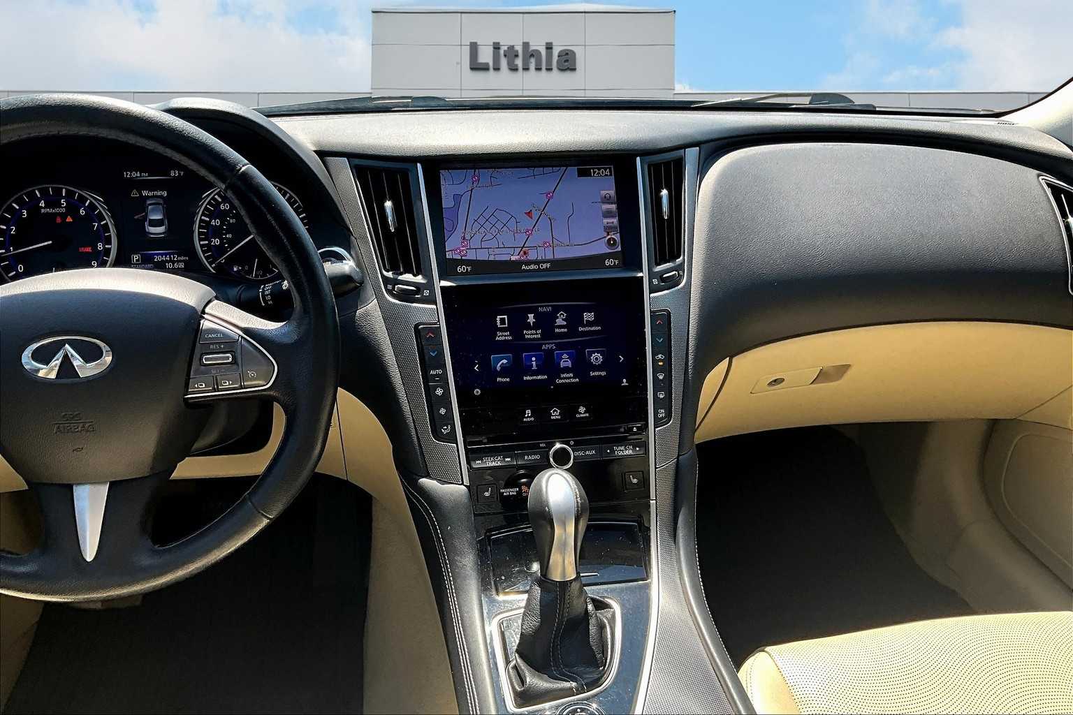 Thumbnail: 2015 INFINITI Q50 - 16