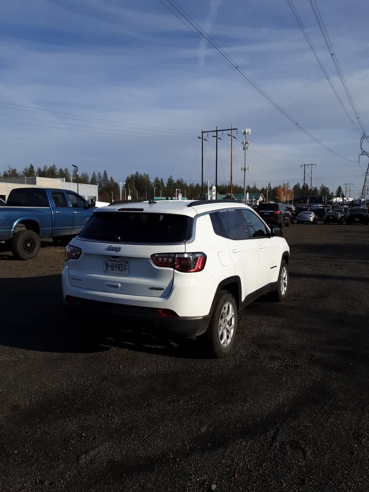 2024 Jeep Compass Latitude photo 2