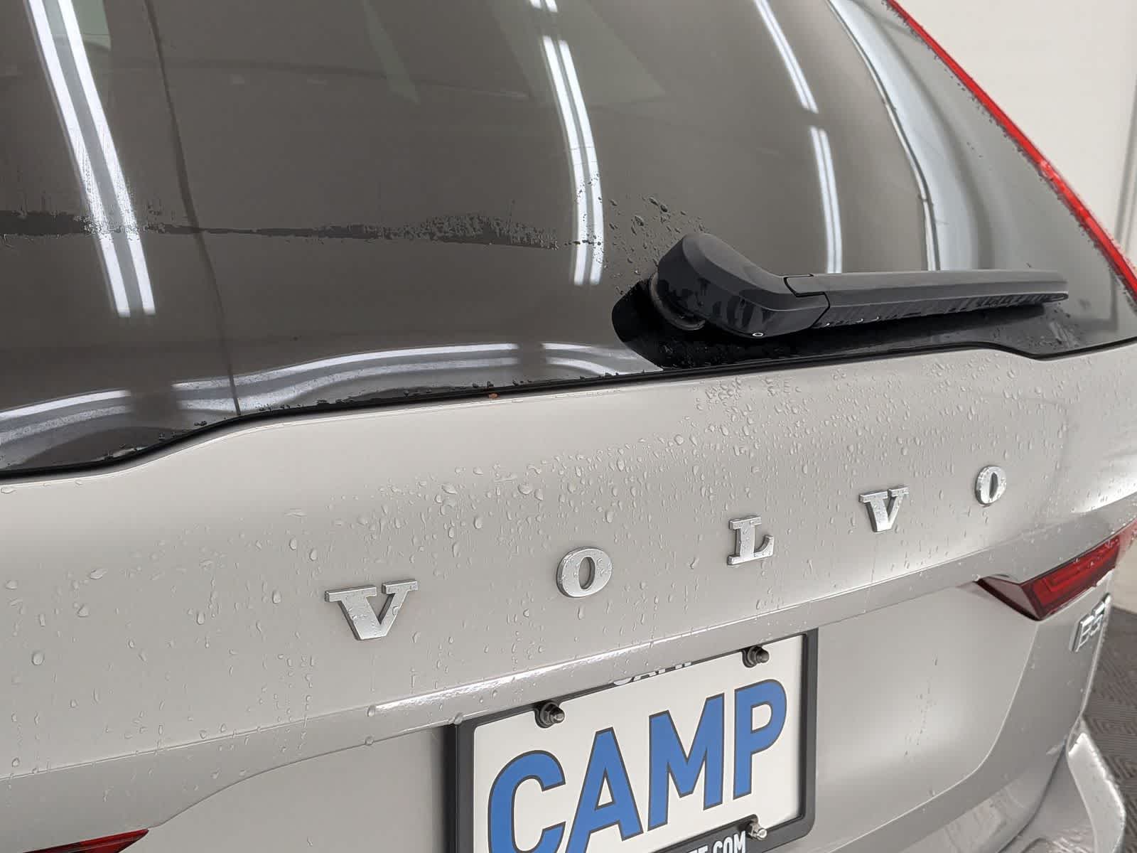 Thumbnail: 2022 Volvo XC60 - 11