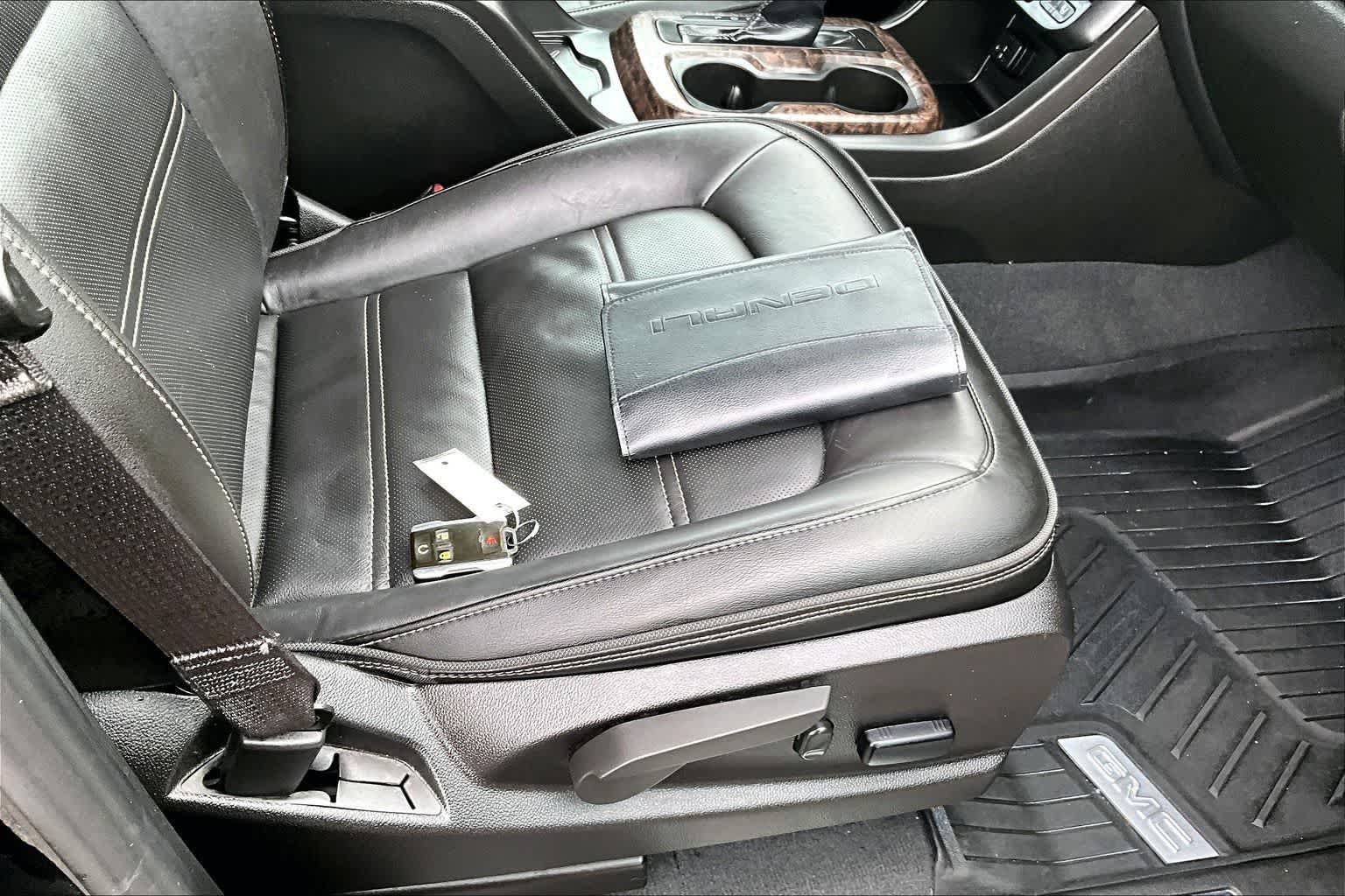 Thumbnail: 2022 GMC Canyon - 20