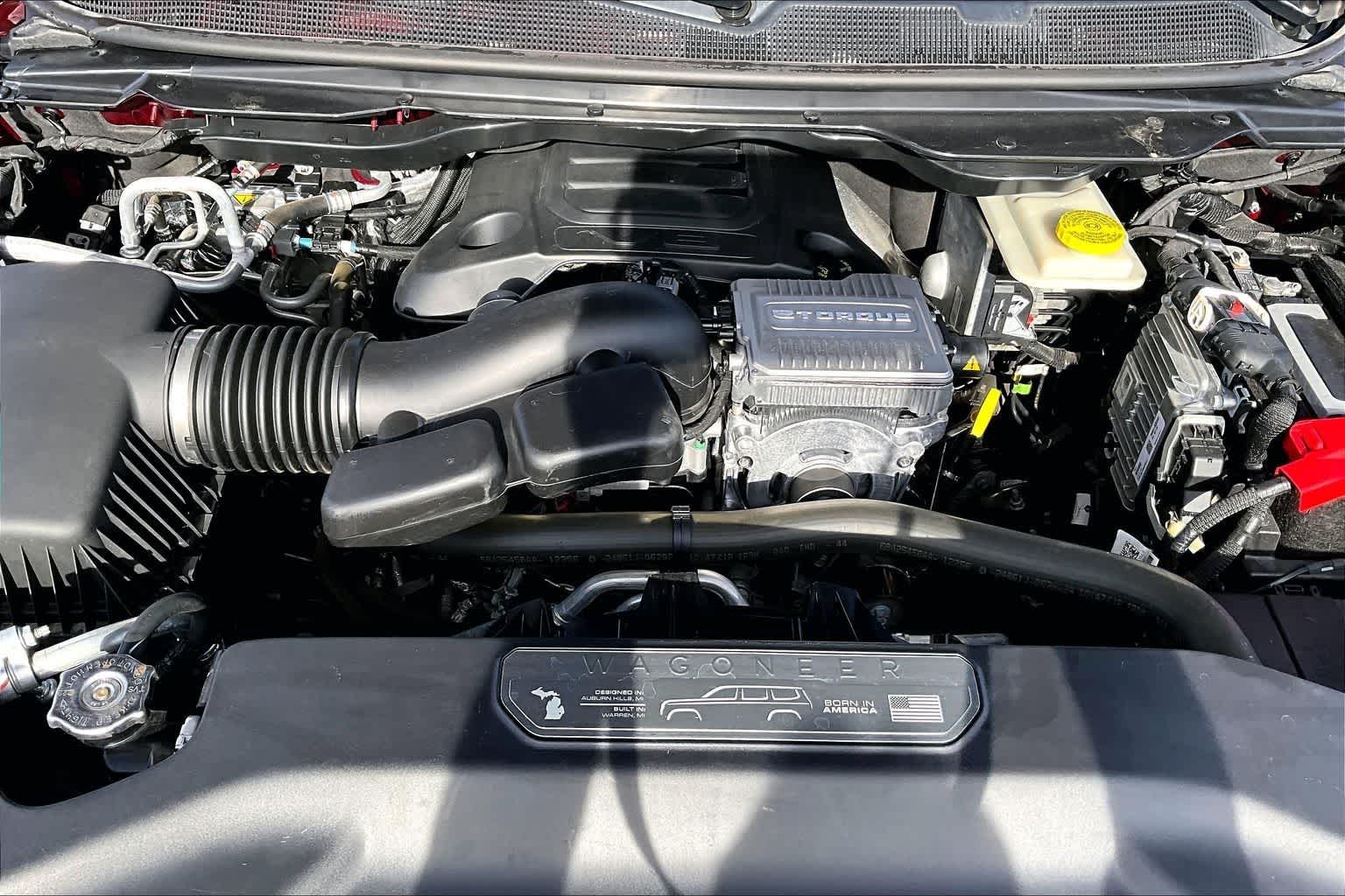 Thumbnail: 2022 Jeep Wagoneer - 9