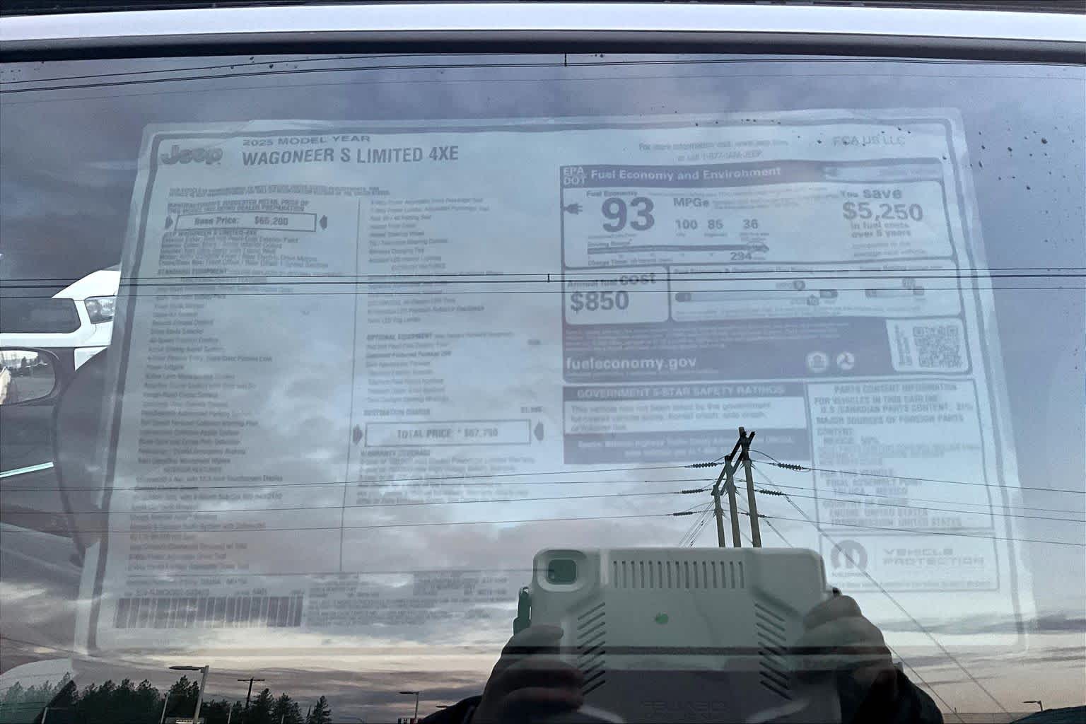 Thumbnail: 2025 Jeep Wagoneer S - 23