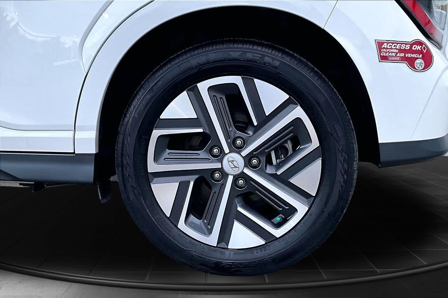 Thumbnail: 2023 Hyundai Kona - 34