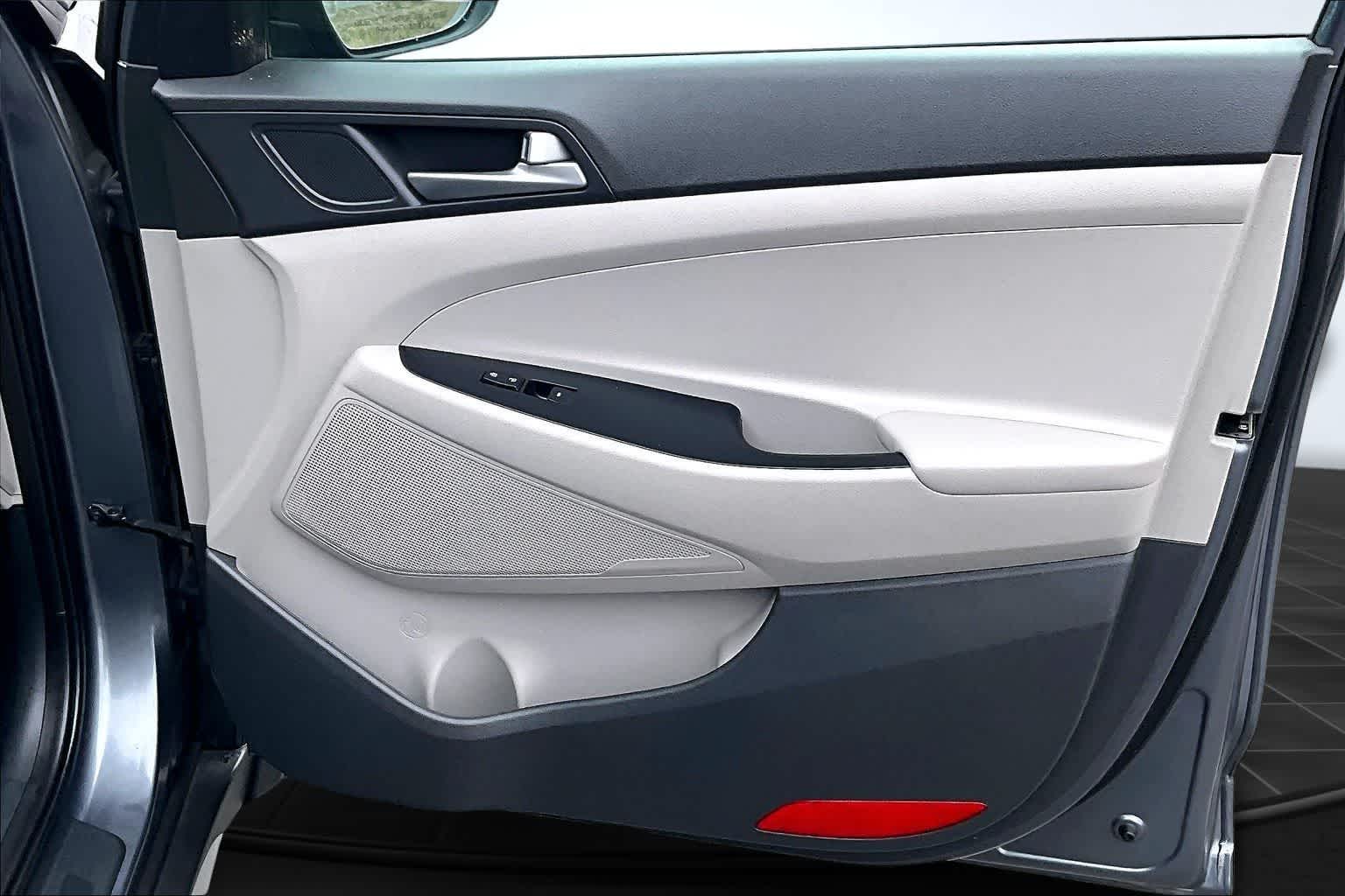 Thumbnail: 2017 Hyundai Tucson - 29