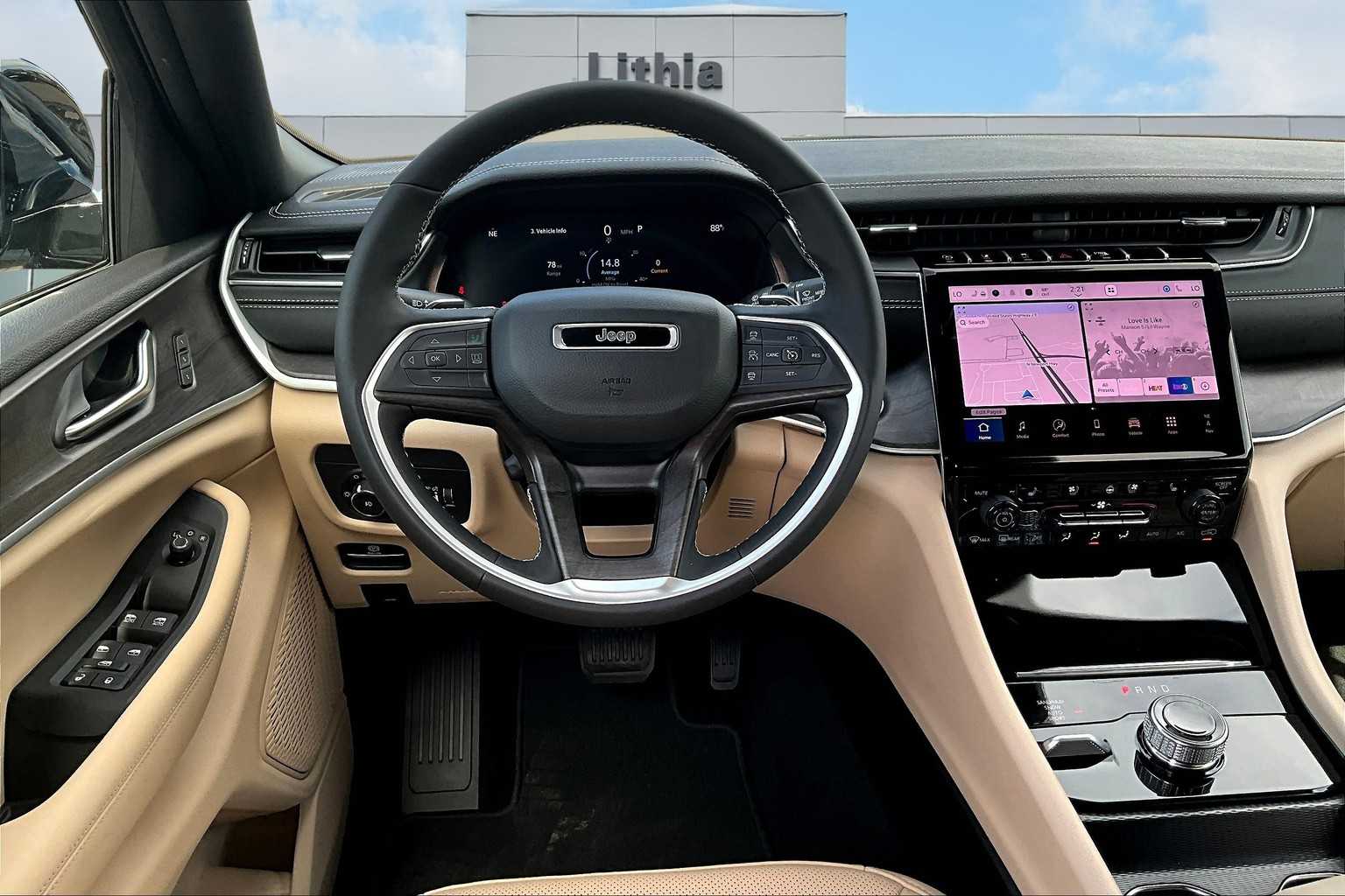 Thumbnail: 2025 Jeep Grand Cherokee L - 15