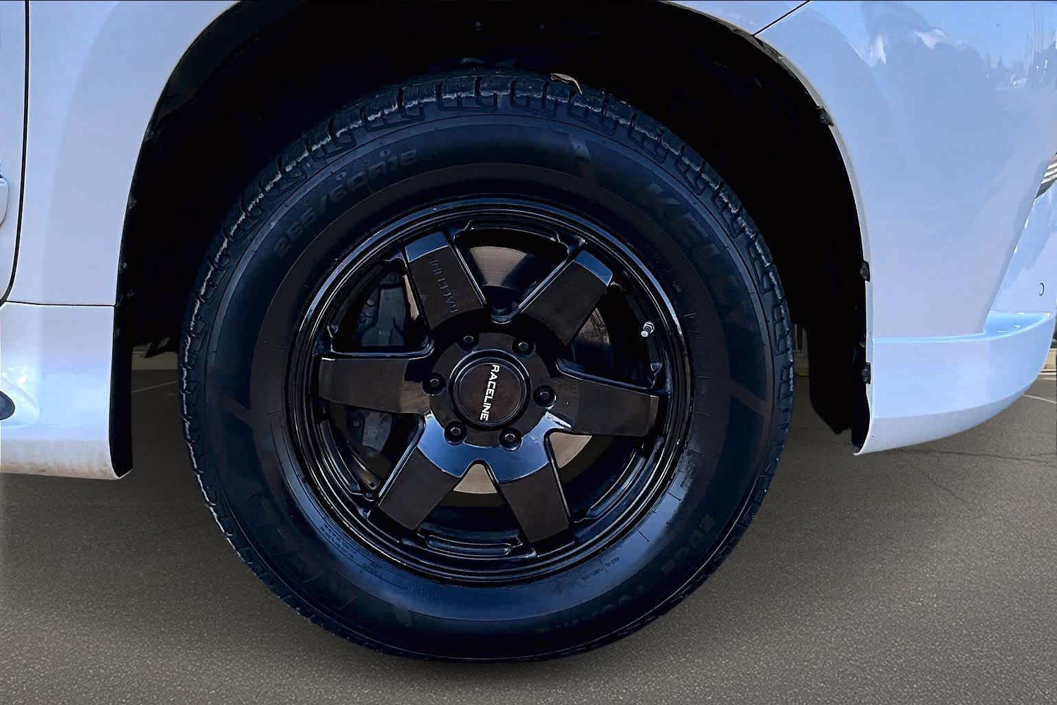 Thumbnail: 2019 Lexus GX - 34