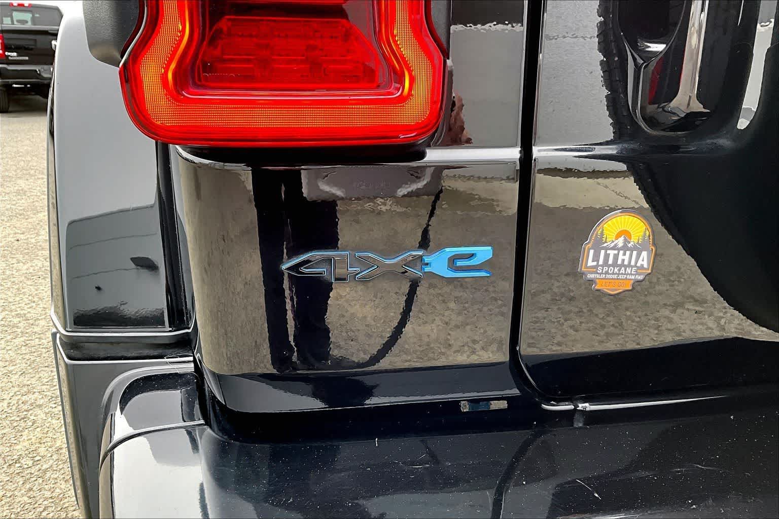 Thumbnail: 2022 Jeep Wrangler - 7