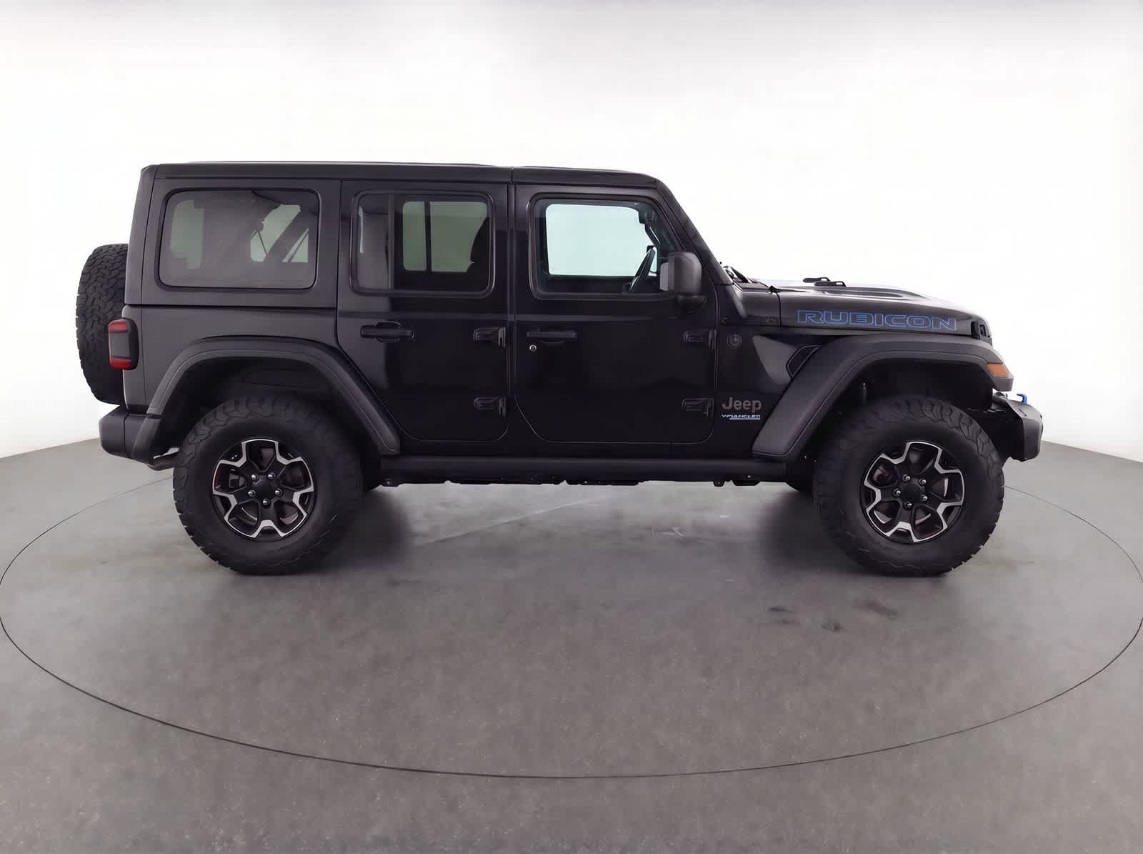 Thumbnail: 2022 Jeep Wrangler - 8