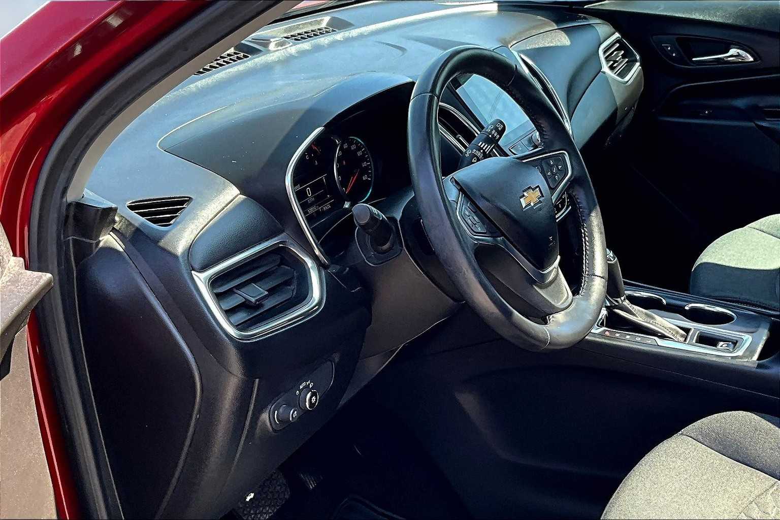 Used 2018 Chevrolet Equinox LT with VIN 3GNAXTEX9JS512364 for sale in Spokane, WA