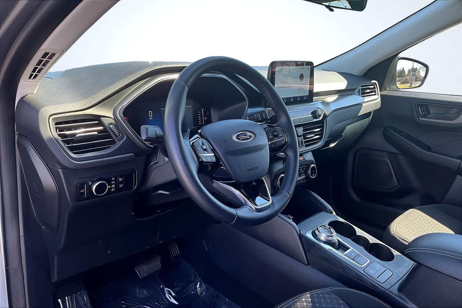 Thumbnail: 2024 Ford Escape - 2