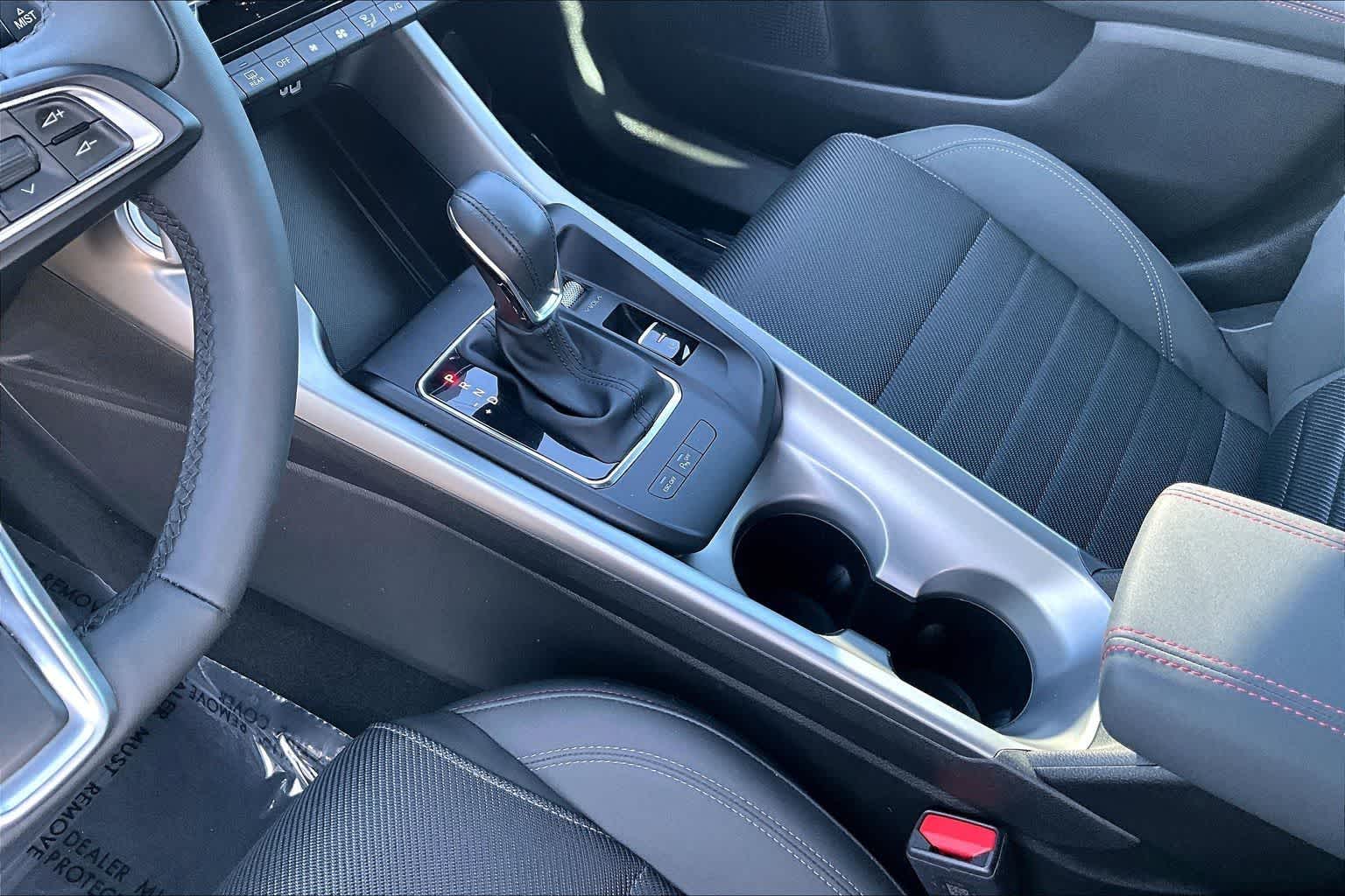 Thumbnail: 2024 Dodge Hornet - 17