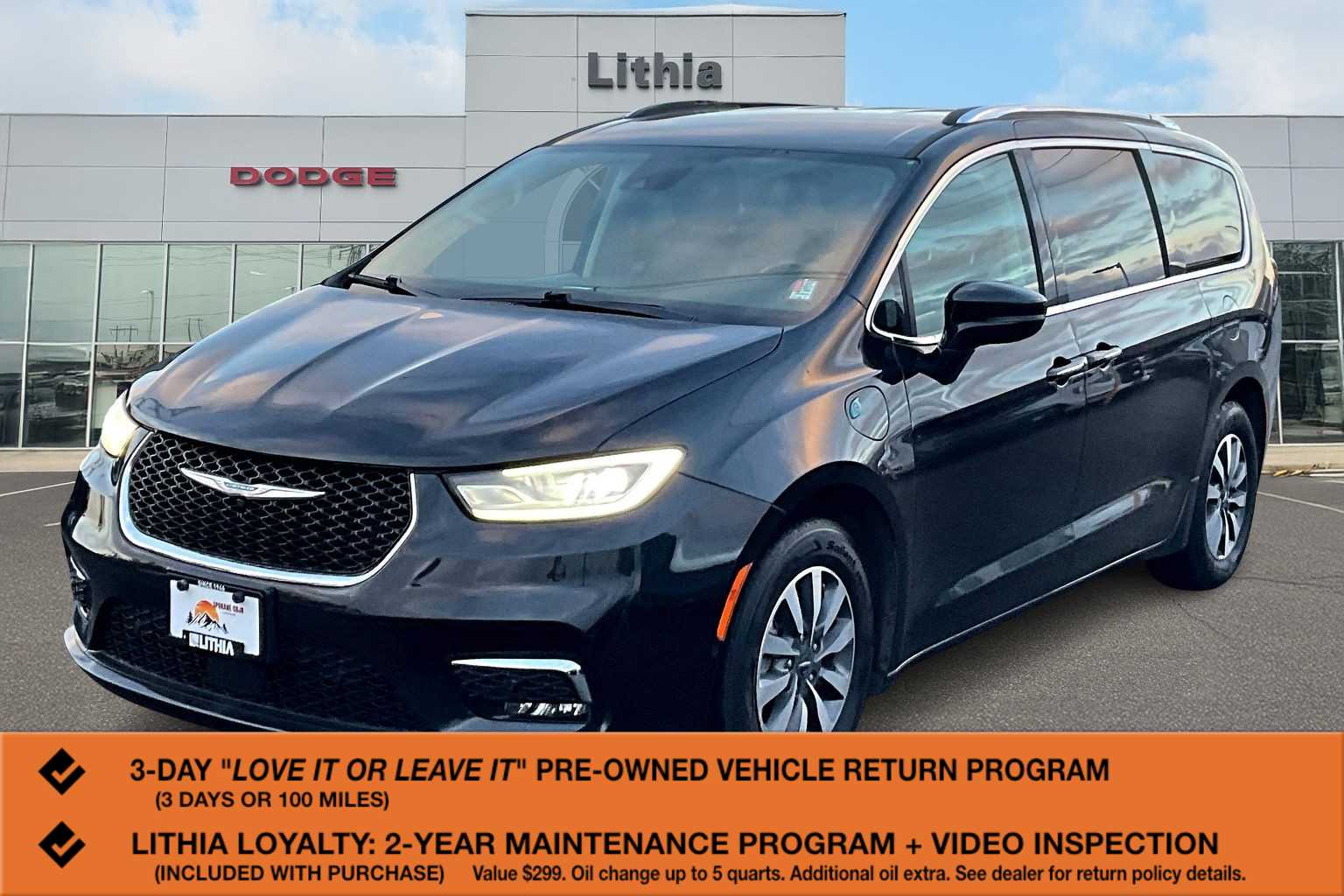 Thumbnail: 2021 Chrysler Pacifica - 1