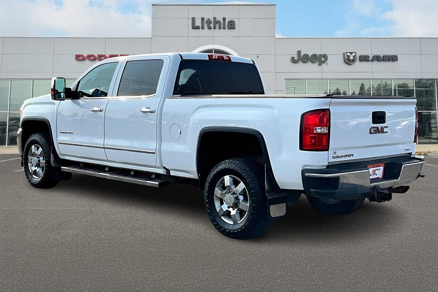 Thumbnail: 2018 GMC Sierra 2500 - 4