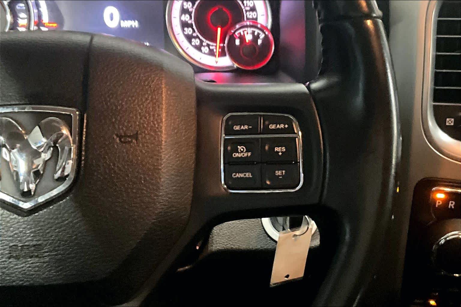 Thumbnail: 2020 RAM 1500 Classic - 26