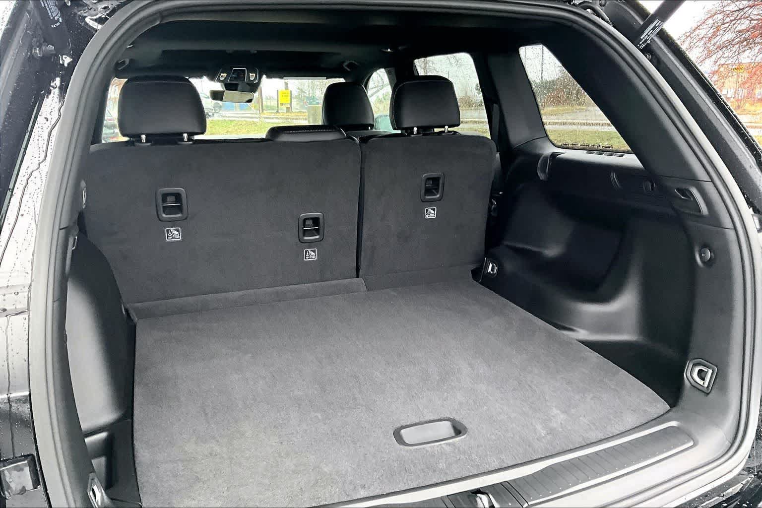 Thumbnail: 2025 Jeep Grand Cherokee - 19