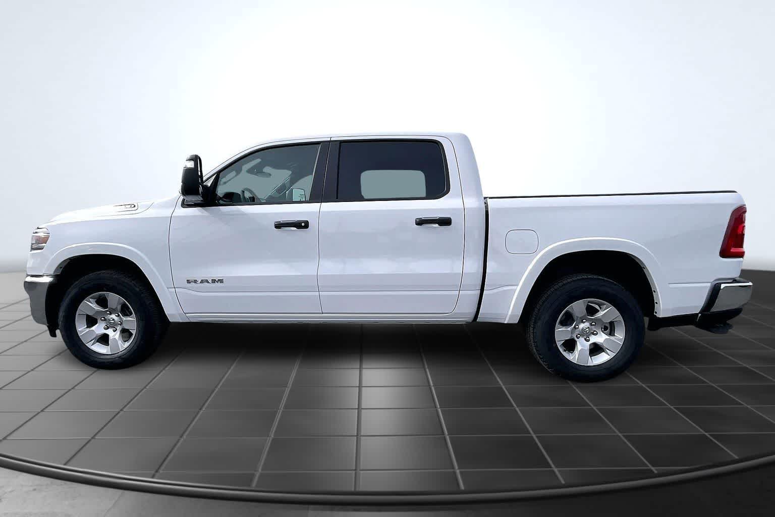 Thumbnail: 2026 RAM 1500 - 3