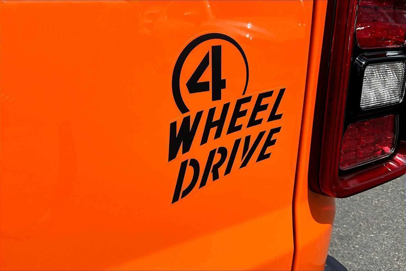 Thumbnail: 2025 Jeep Gladiator - 8