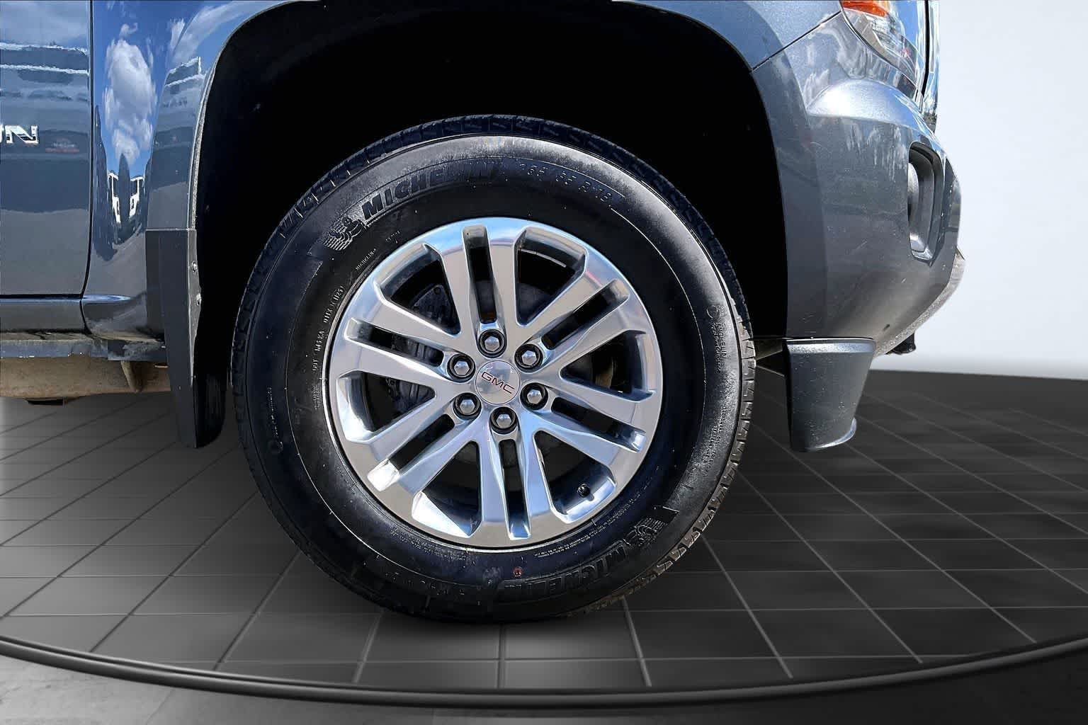 Thumbnail: 2017 GMC Canyon - 34