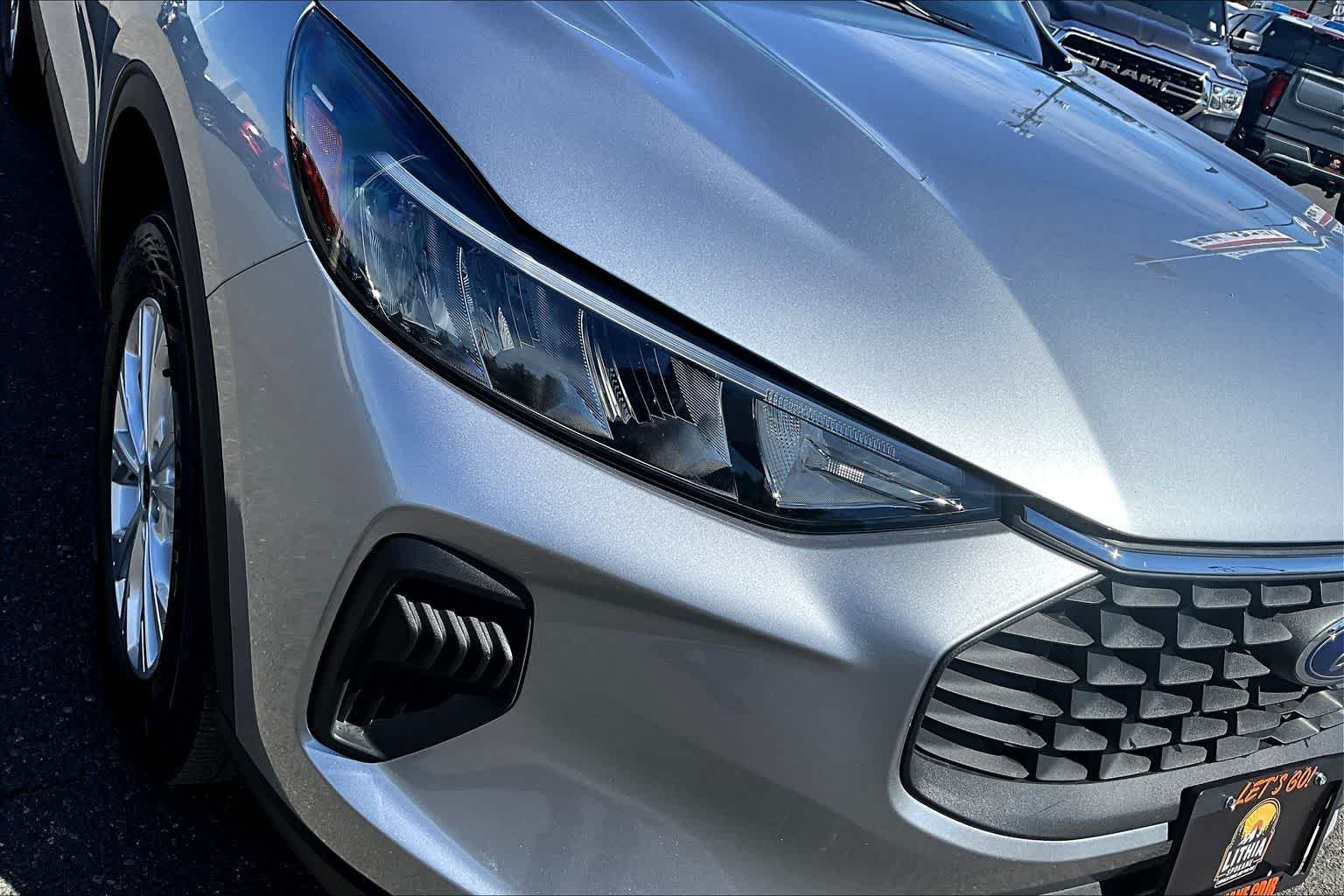 Thumbnail: 2024 Ford Escape - 31