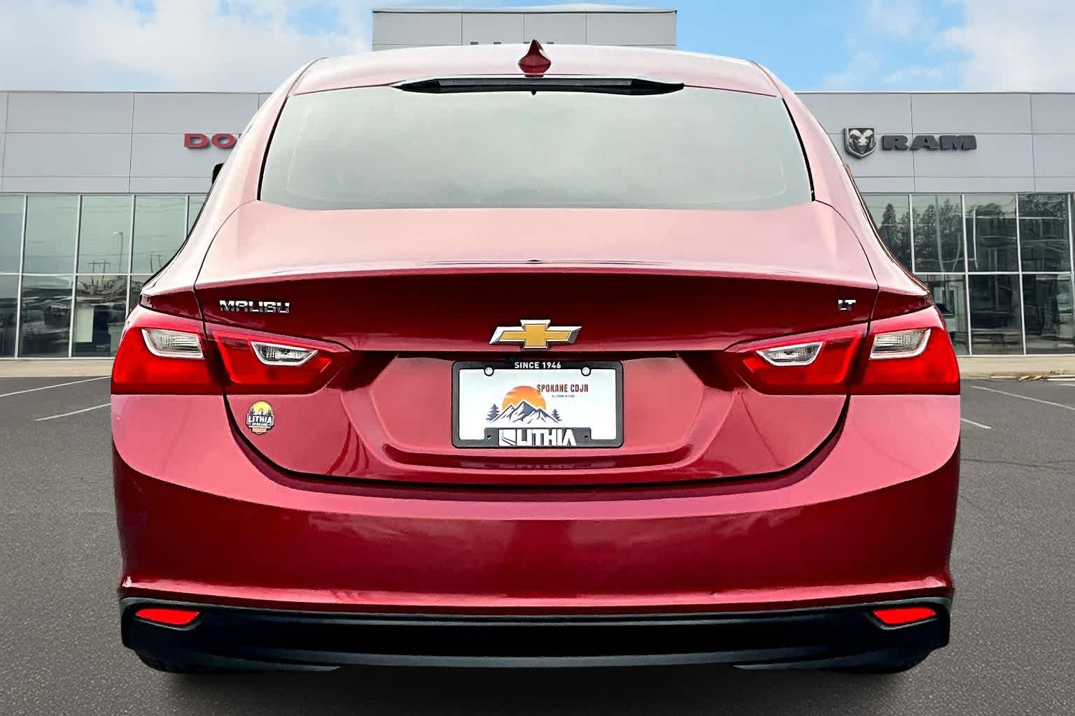 Thumbnail: 2018 Chevrolet Malibu - 5