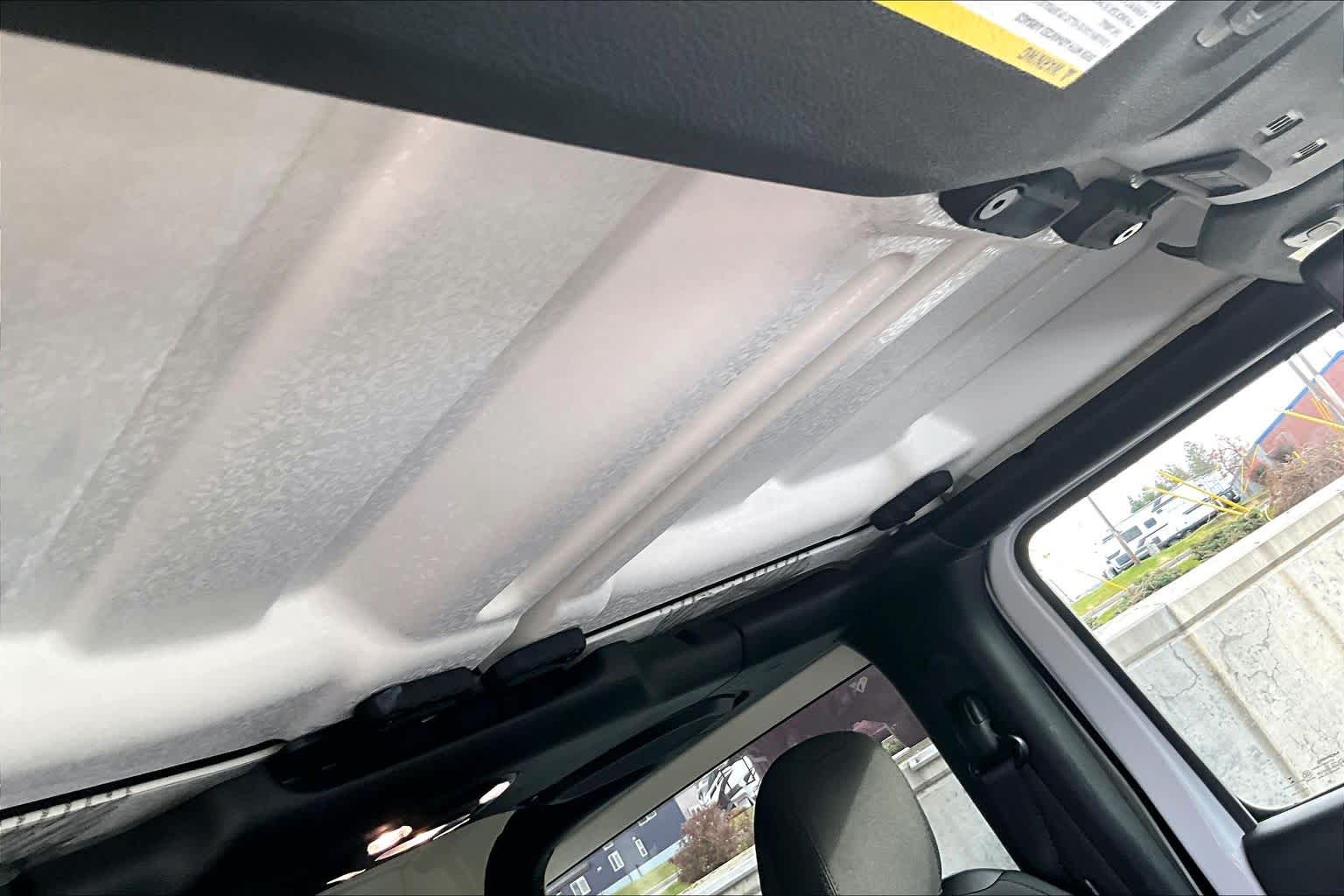 Thumbnail: 2022 Jeep Wrangler - 30