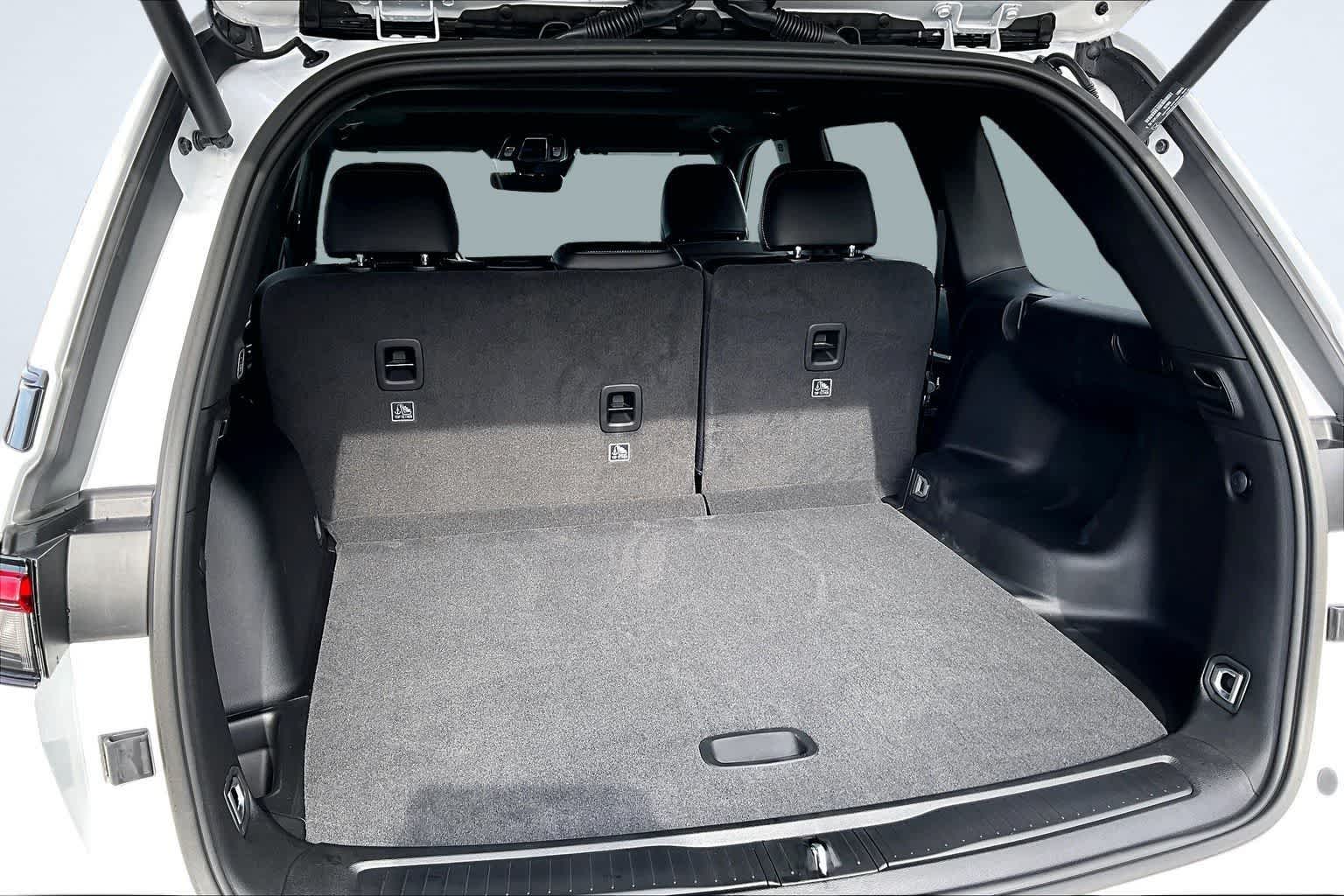 Thumbnail: 2026 Jeep Grand Cherokee - 19