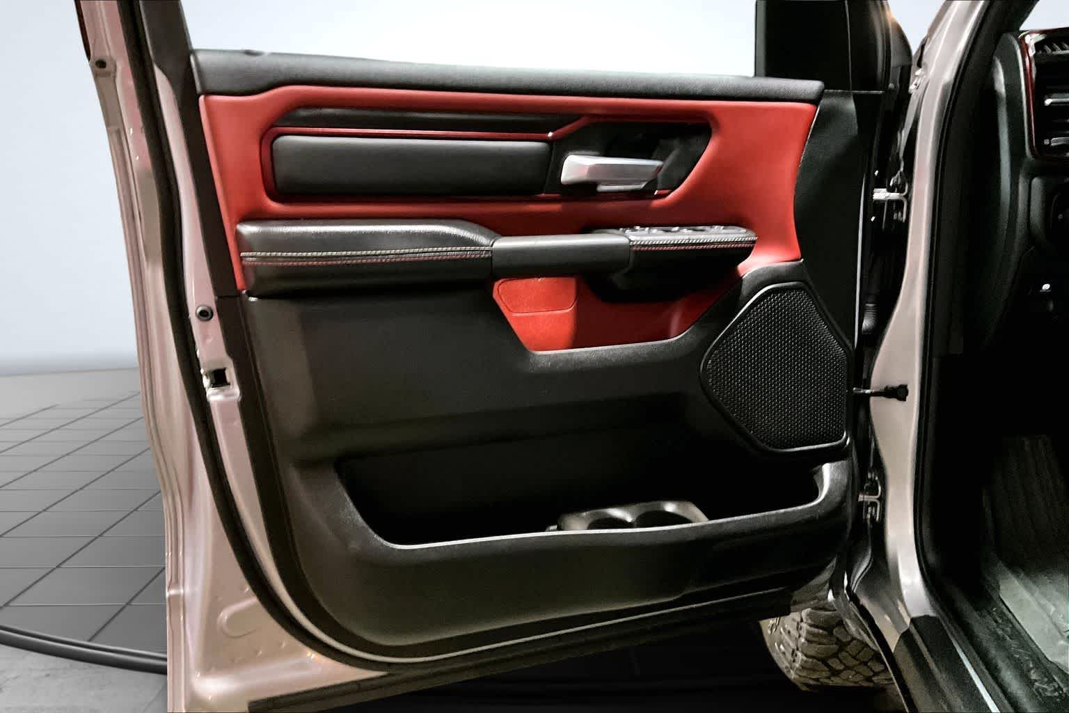 Thumbnail: 2025 RAM 1500 - 28