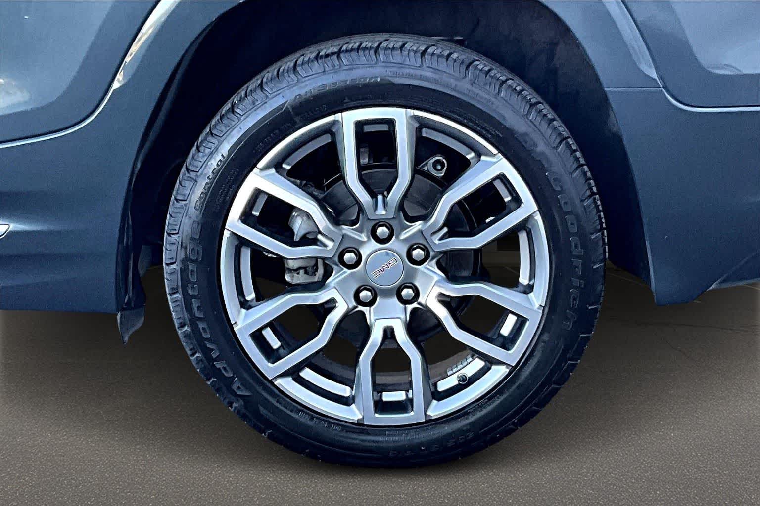 Thumbnail: 2022 GMC Terrain - 36