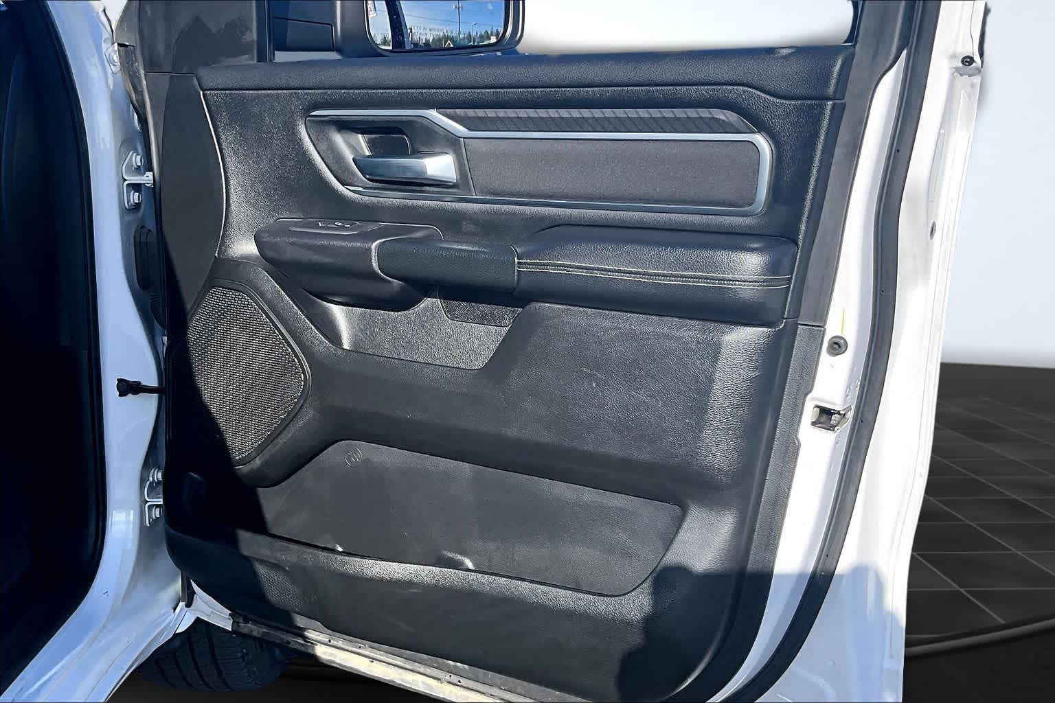 Thumbnail: 2025 RAM 1500 - 29