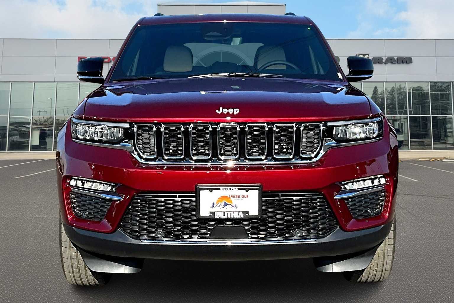 Thumbnail: 2025 Jeep Grand Cherokee - 6